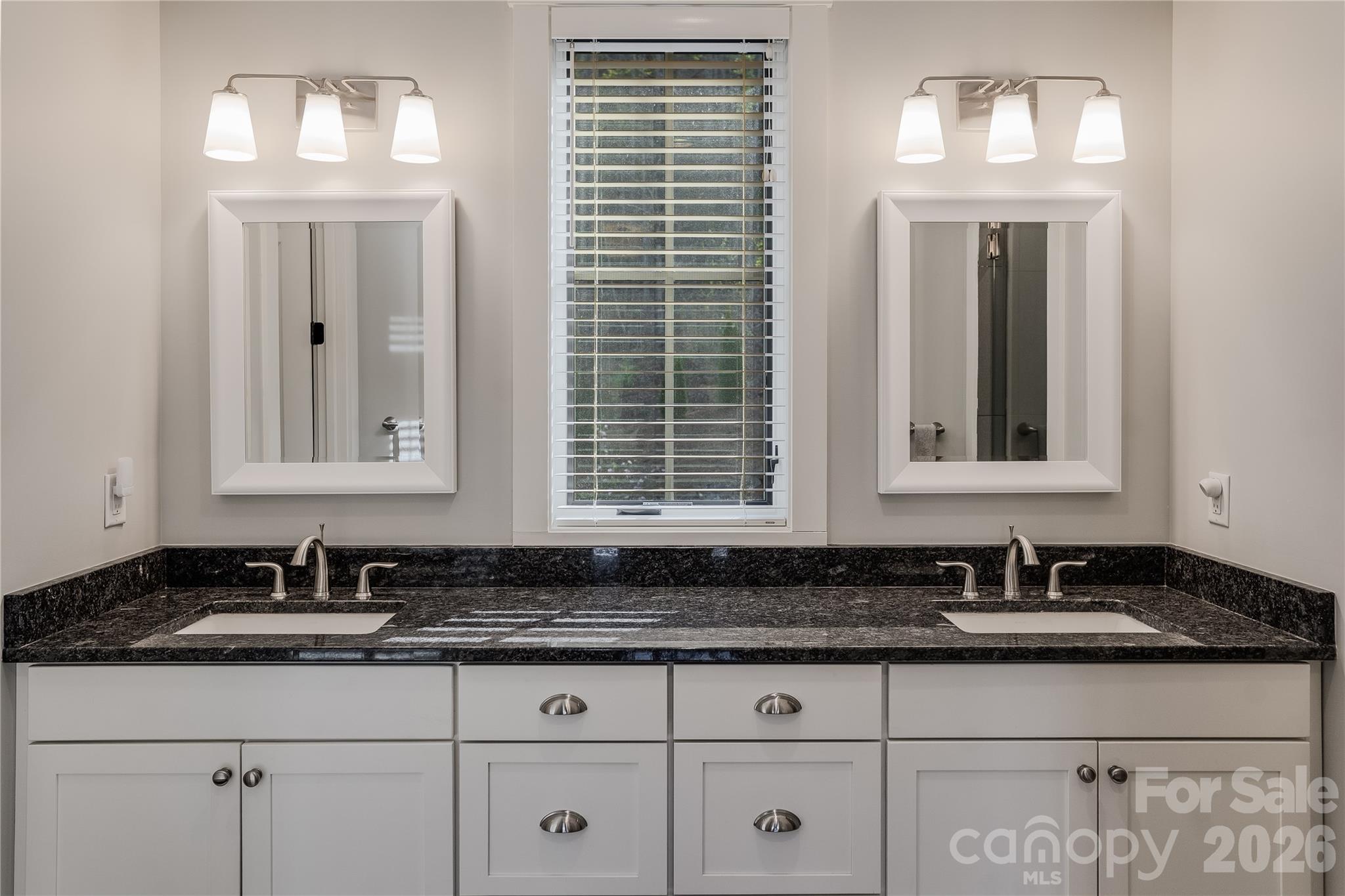 86 Indigo Bunting Court — Tuckasegee