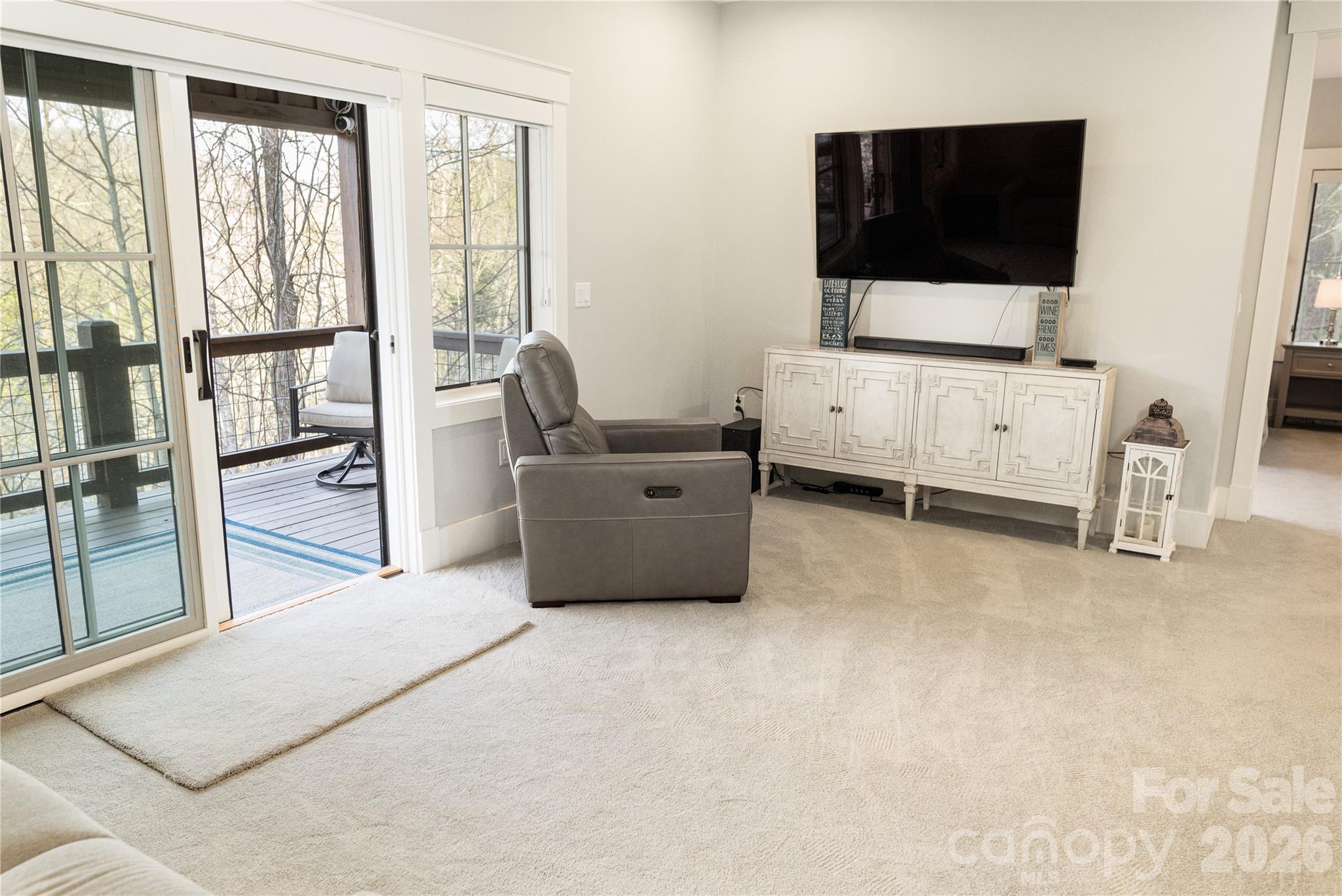86 Indigo Bunting Court — Tuckasegee