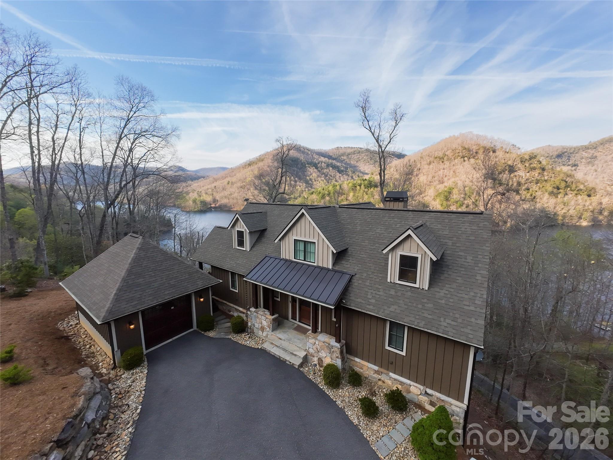 86 Indigo Bunting Court — Tuckasegee