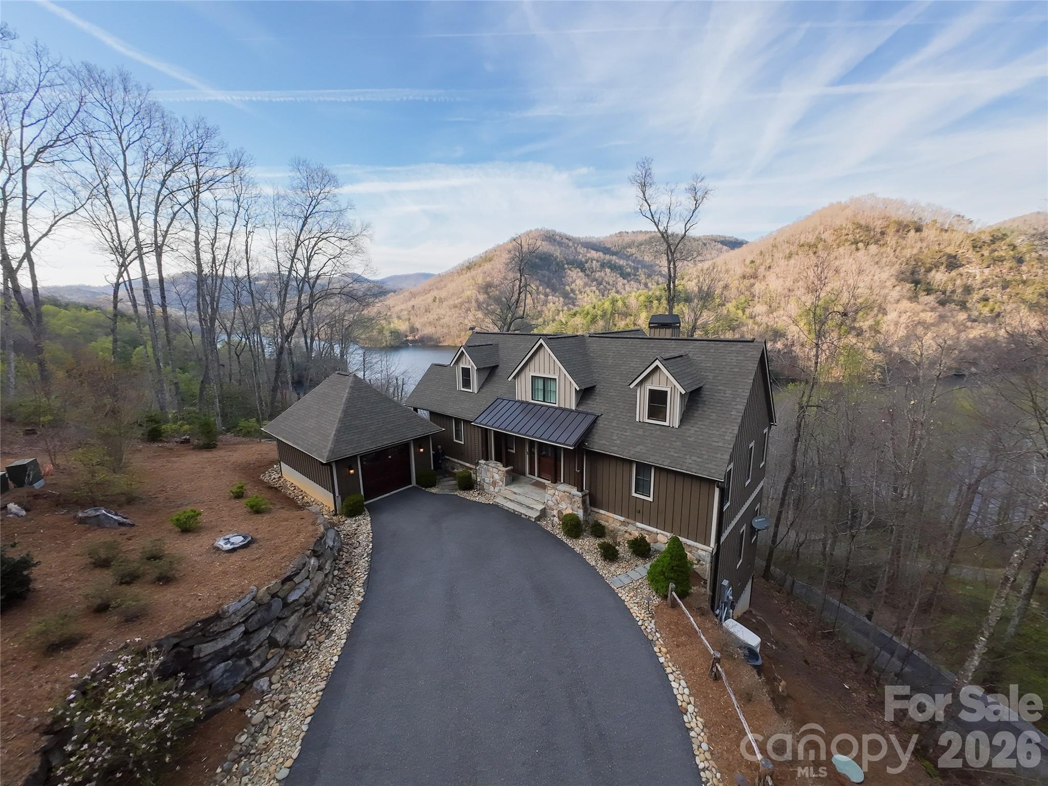 86 Indigo Bunting Court — Tuckasegee