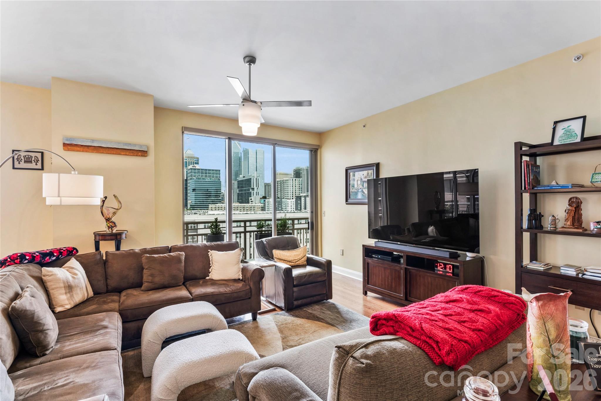 701 Royal Court #1007 — Charlotte