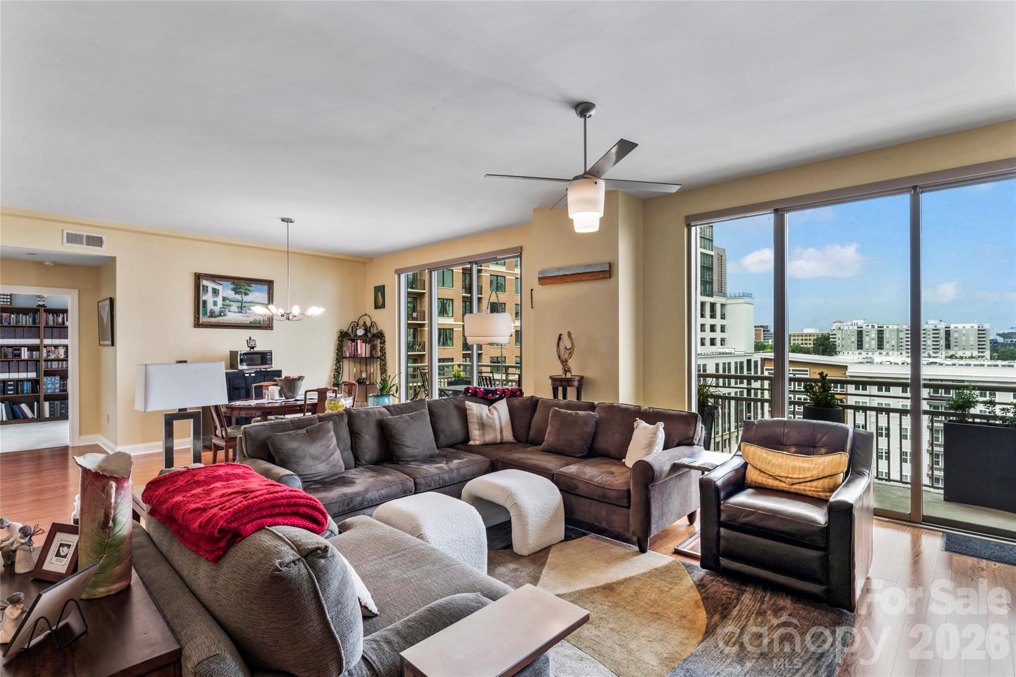701 Royal Court #1007 — Charlotte
