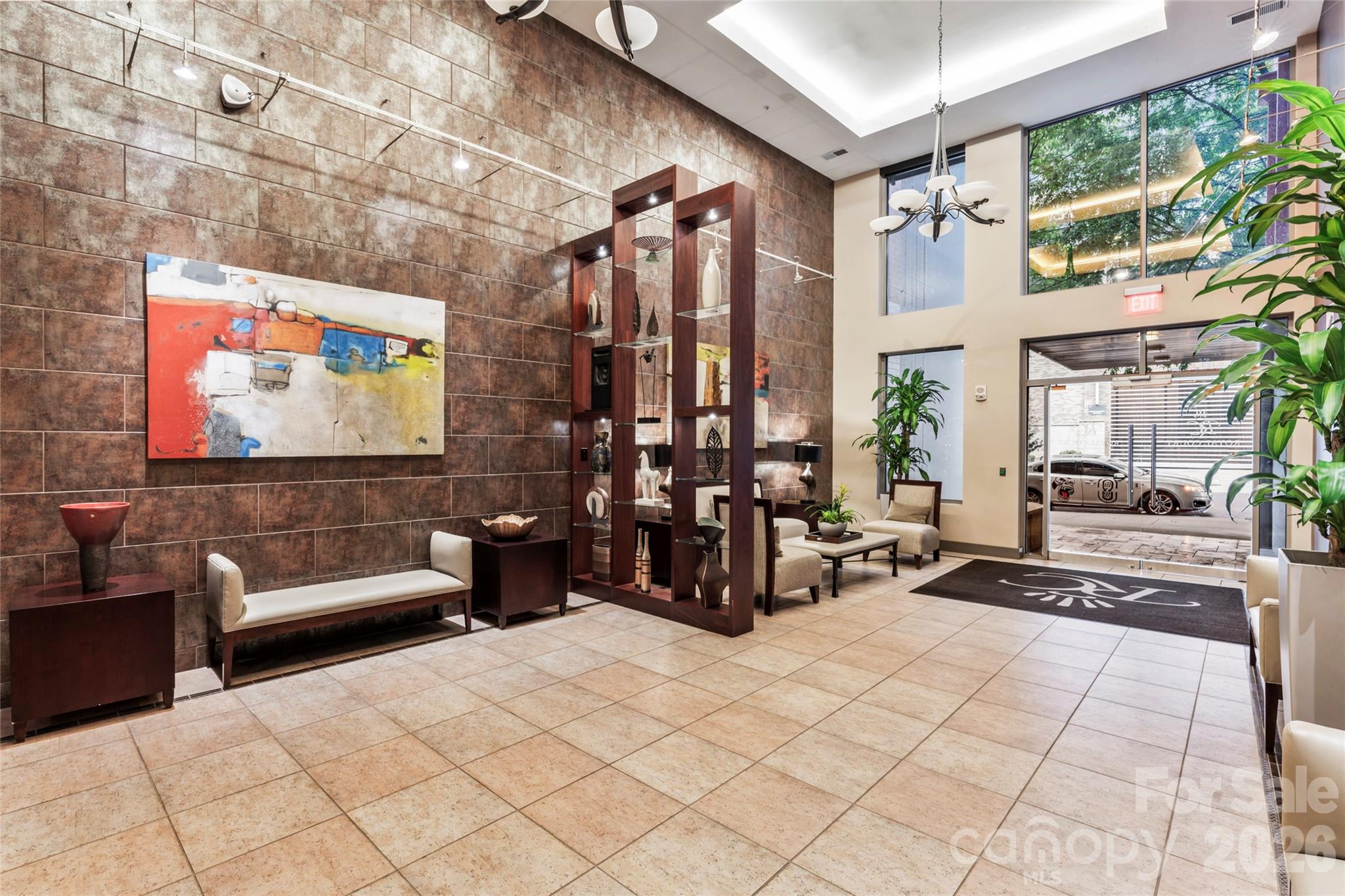 701 Royal Court #1007 — Charlotte