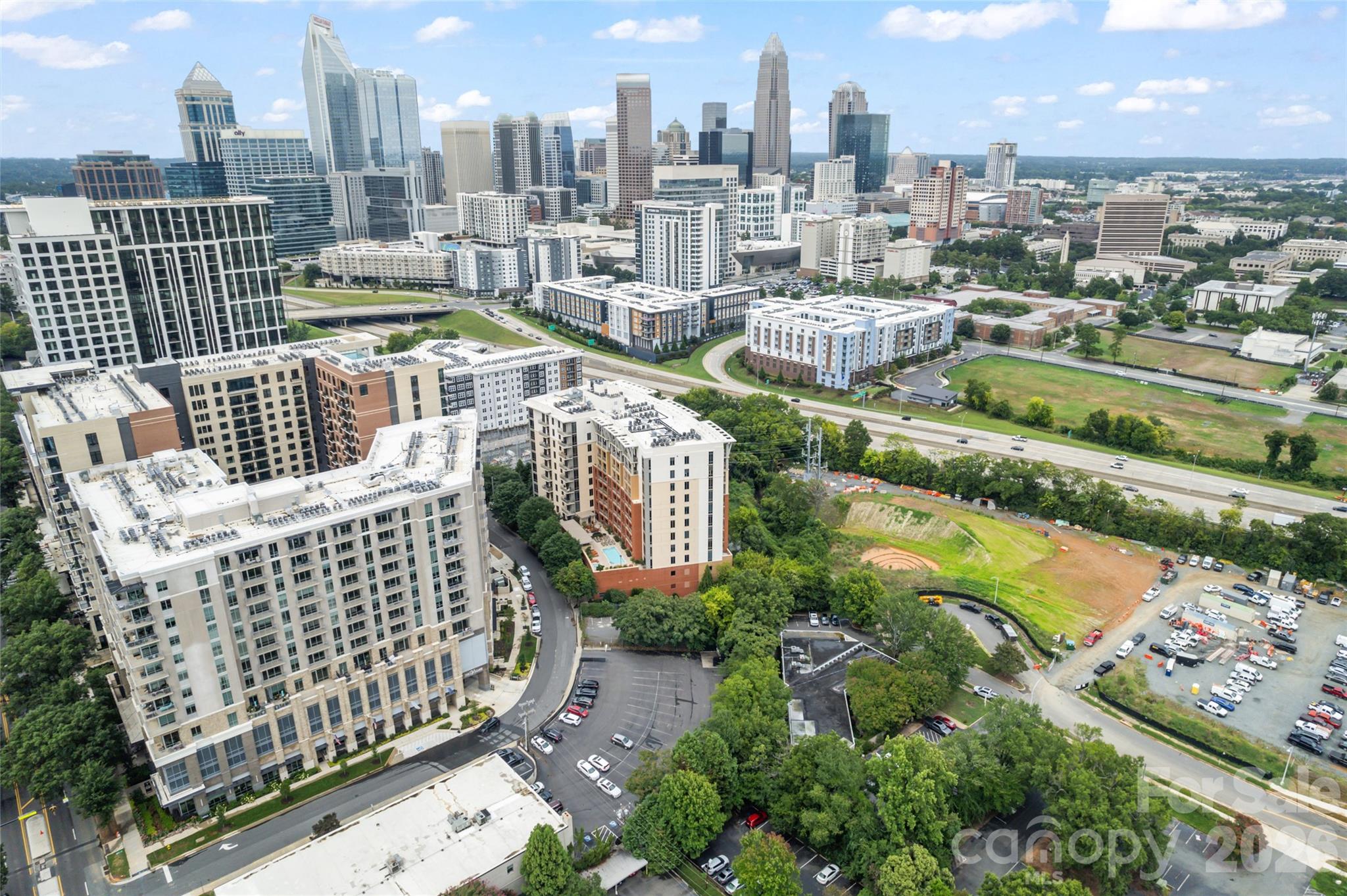 701 Royal Court #1007 — Charlotte