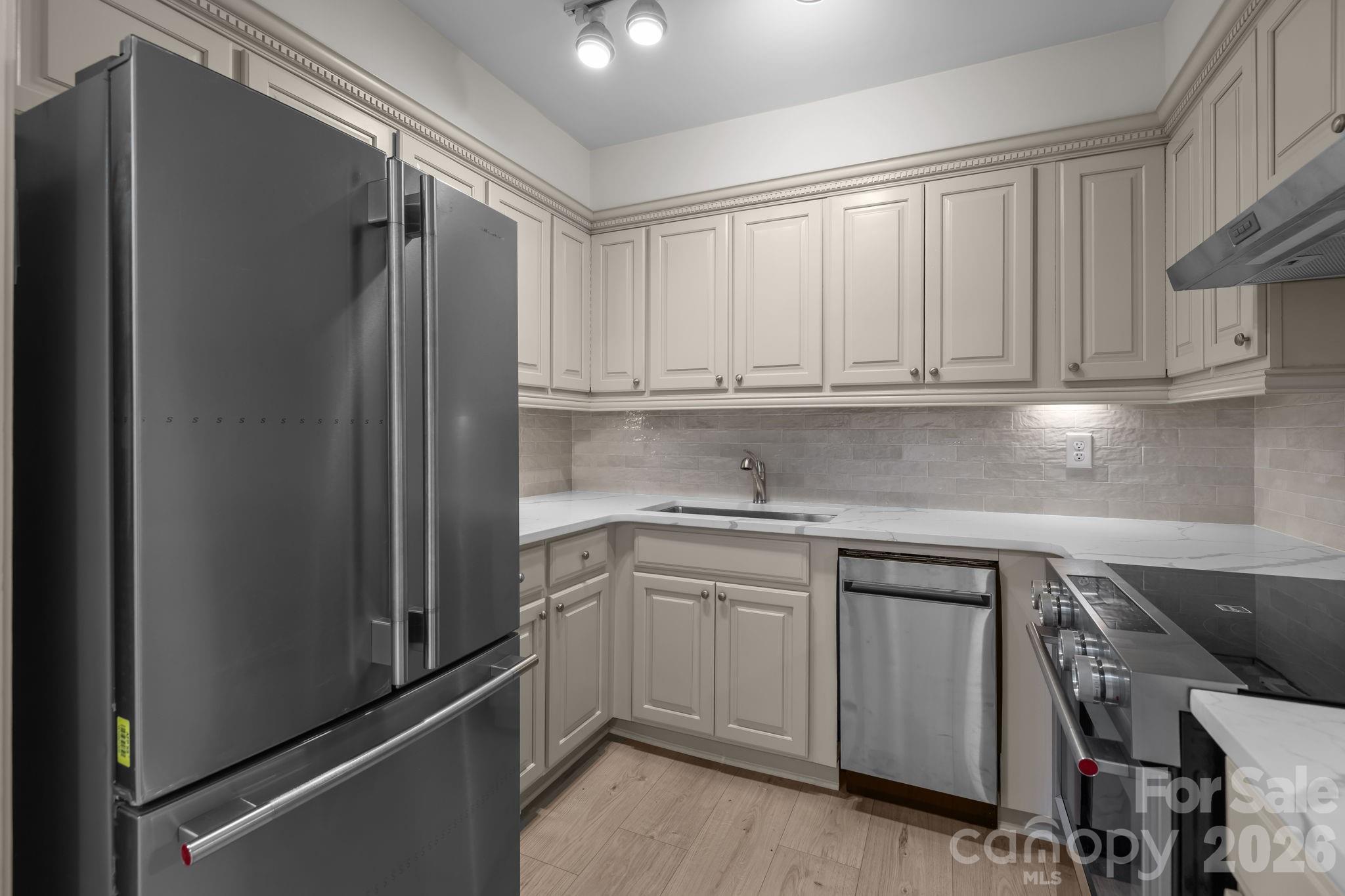 2503 Roswell Avenue #207 — Charlotte