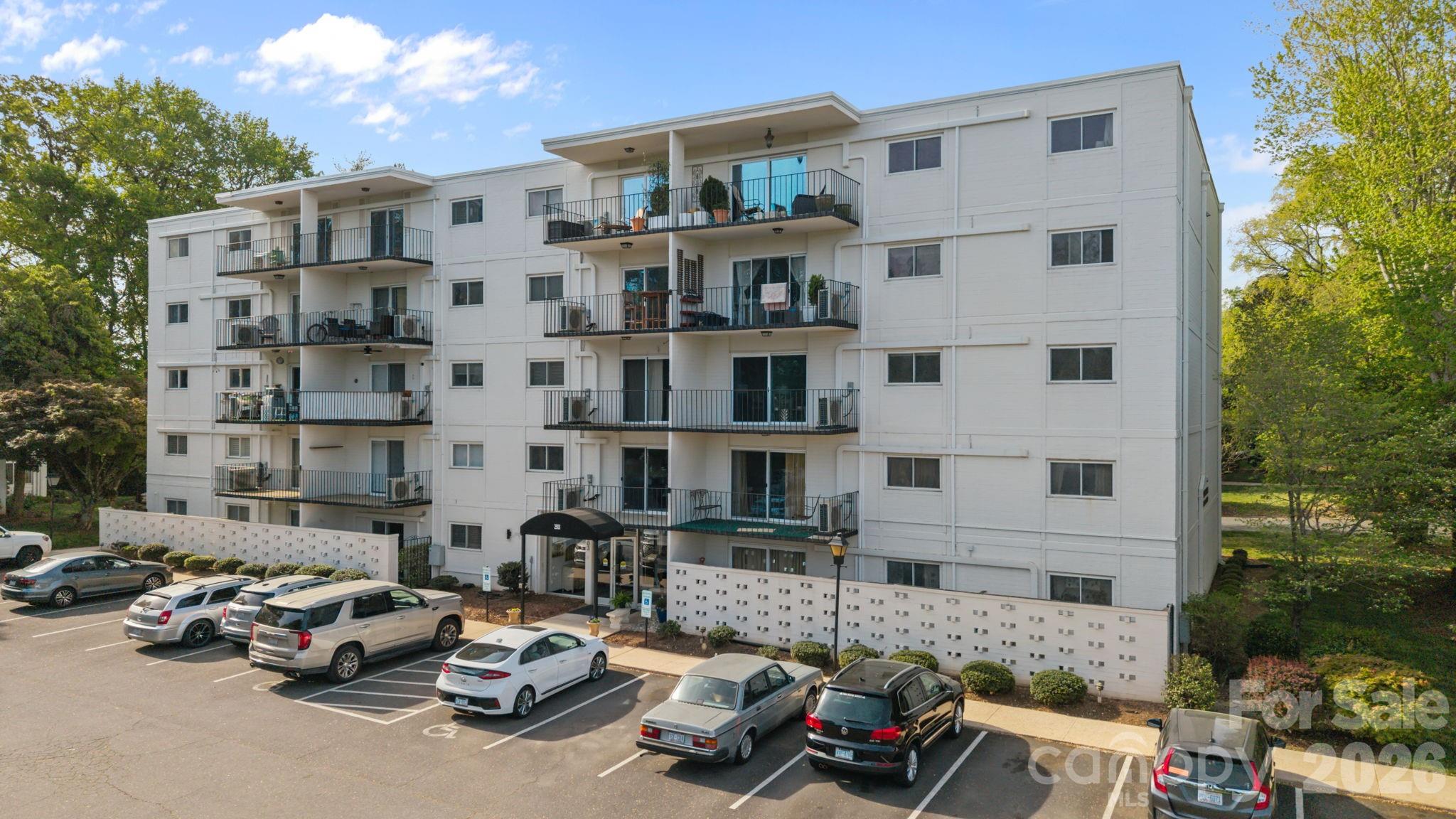 2503 Roswell Avenue #207 — Charlotte