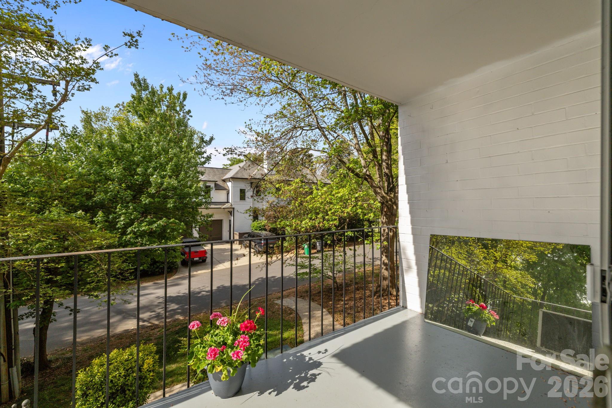 2503 Roswell Avenue #207 — Charlotte