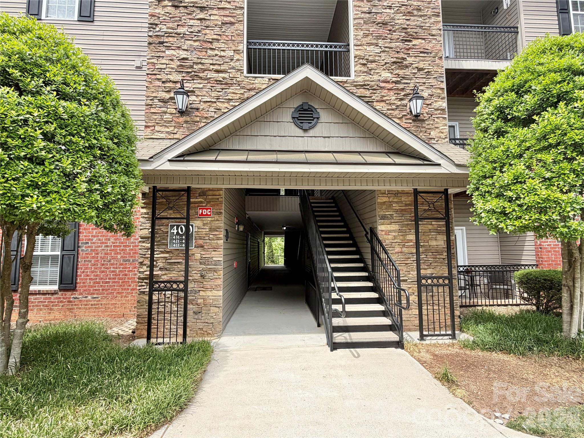 413 Appeldoorn Circle #413 — Asheville