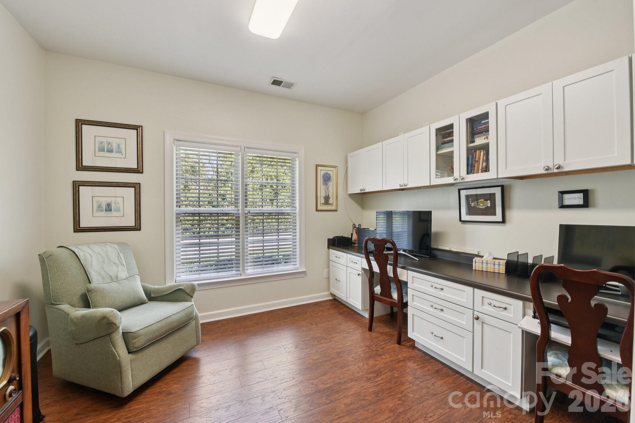 10816 Willow Crossing Drive — Charlotte