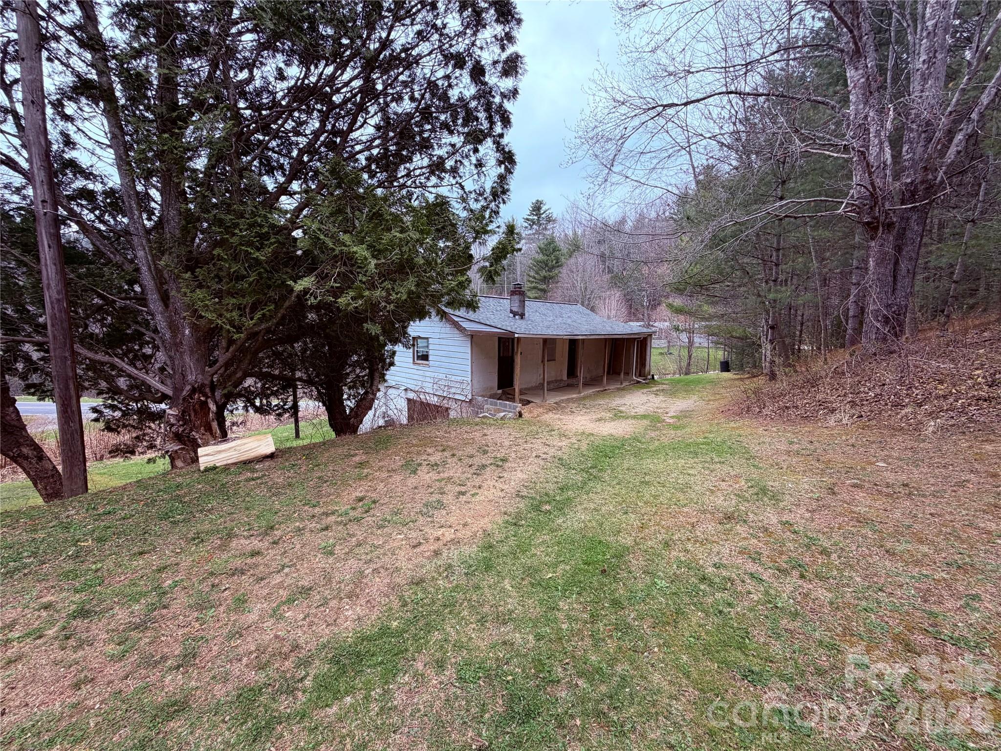 658 Upper Hanging Rock Road — Spruce Pine