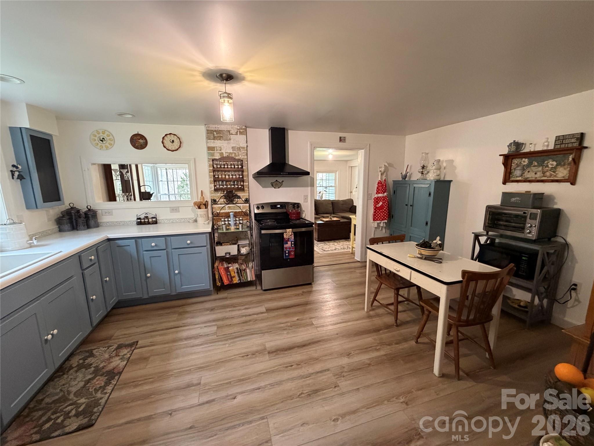 658 Upper Hanging Rock Road — Spruce Pine