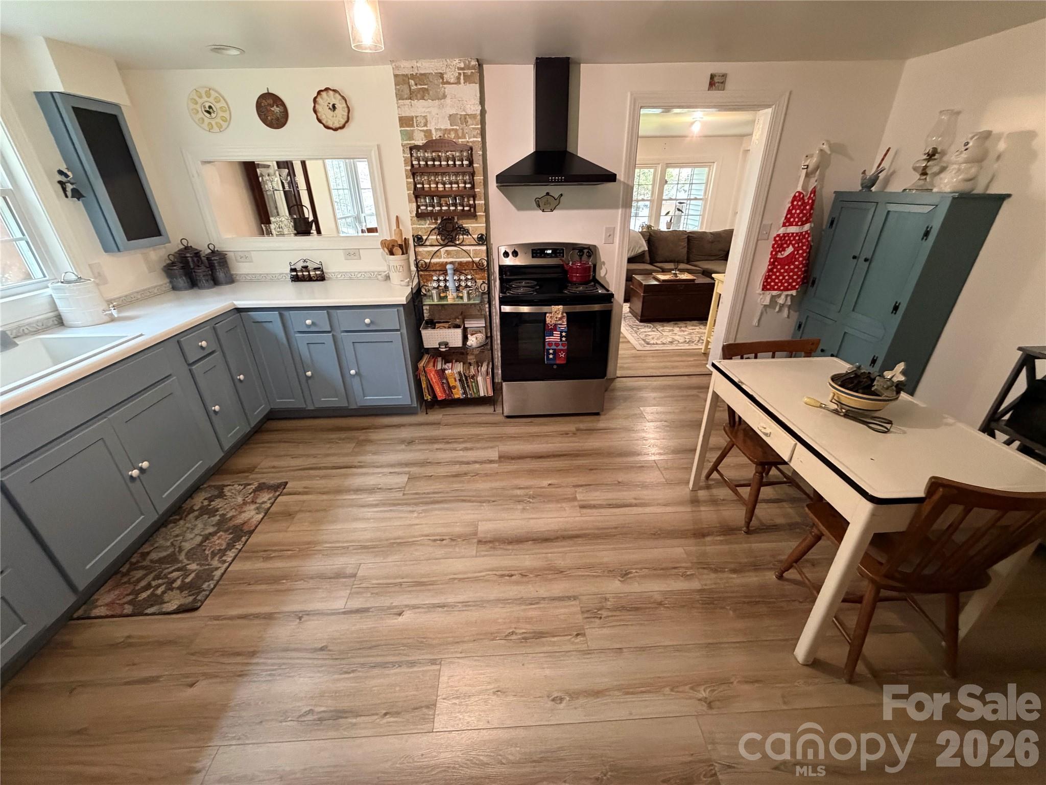 658 Upper Hanging Rock Road — Spruce Pine