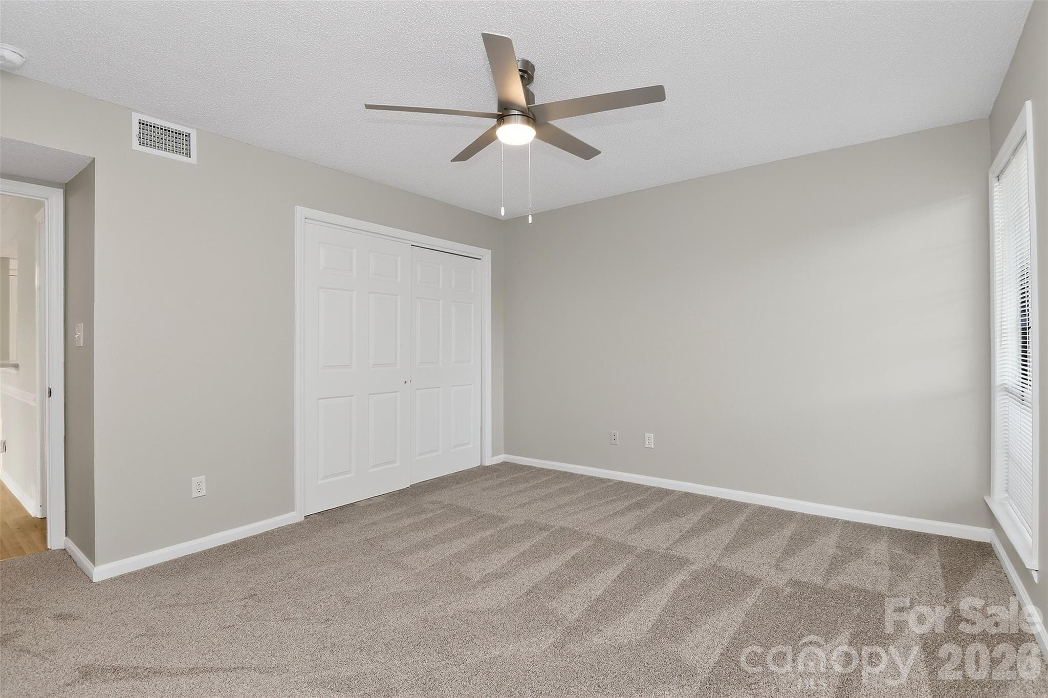 5862 Harris Grove Lane — Charlotte
