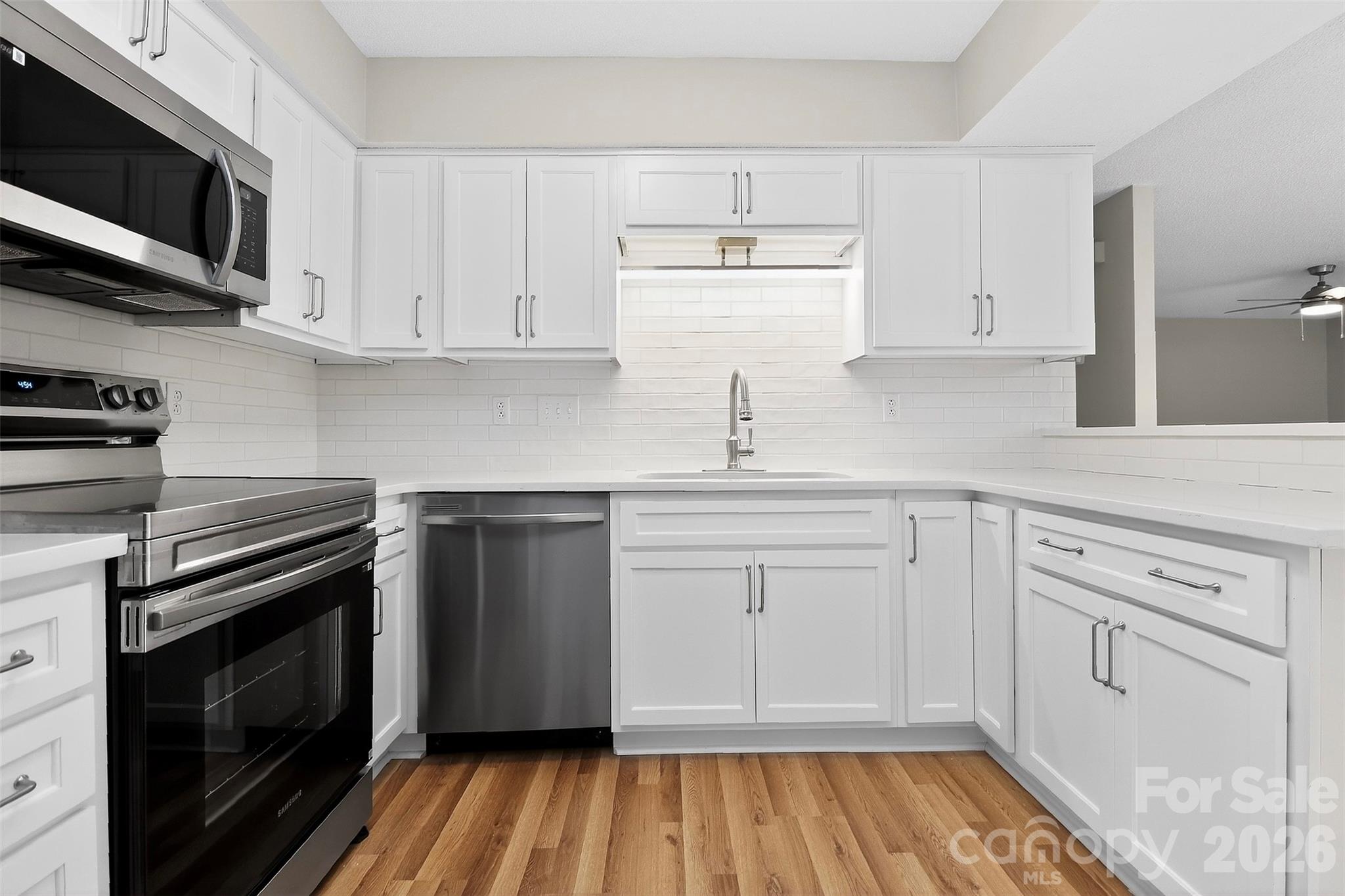 5862 Harris Grove Lane — Charlotte