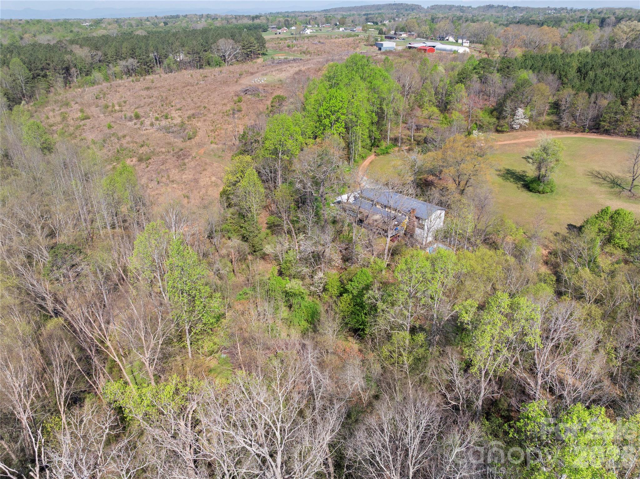 4675 Hickory Nut Ridge Road — Granite Falls
