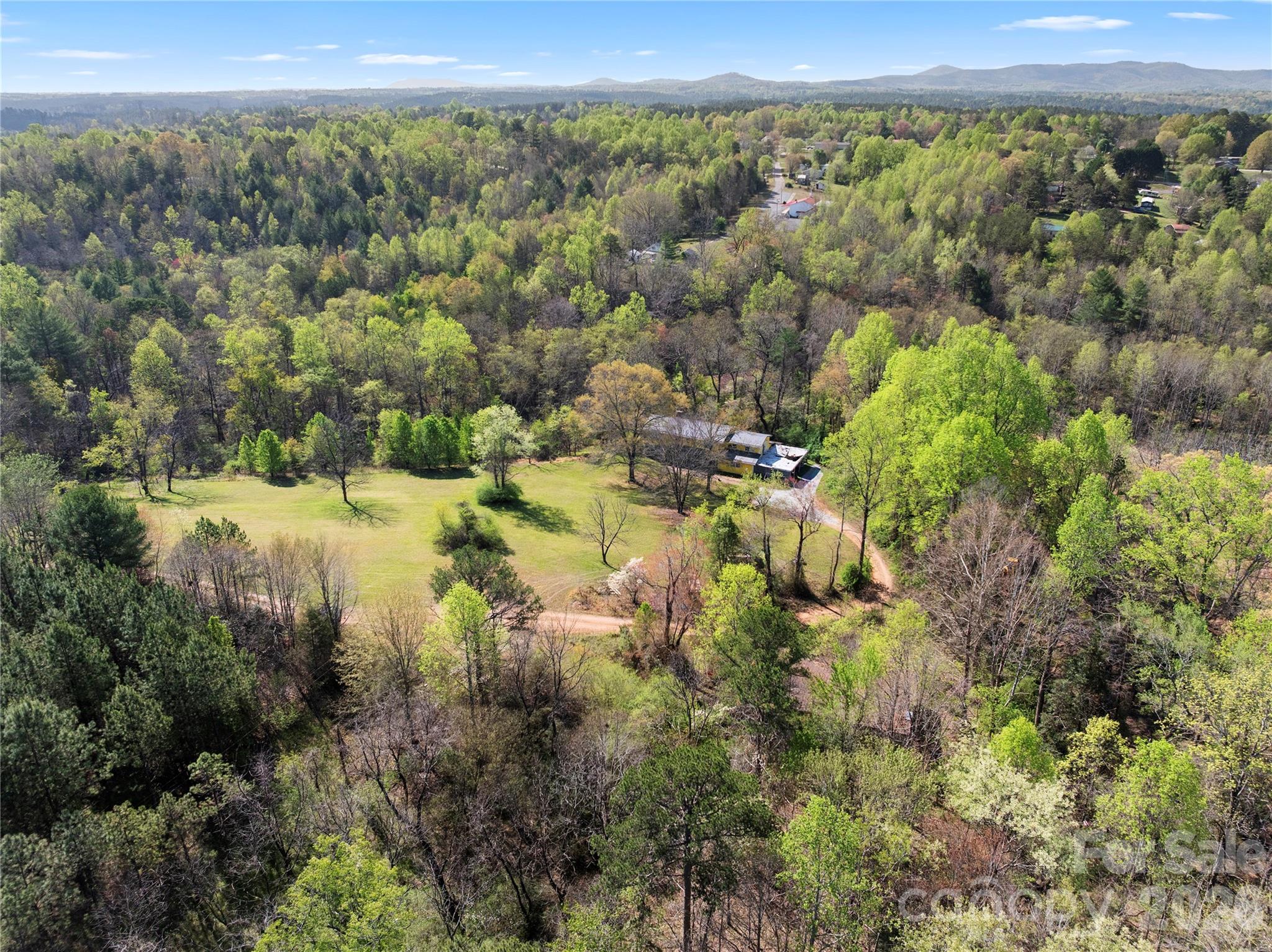 4675 Hickory Nut Ridge Road — Granite Falls