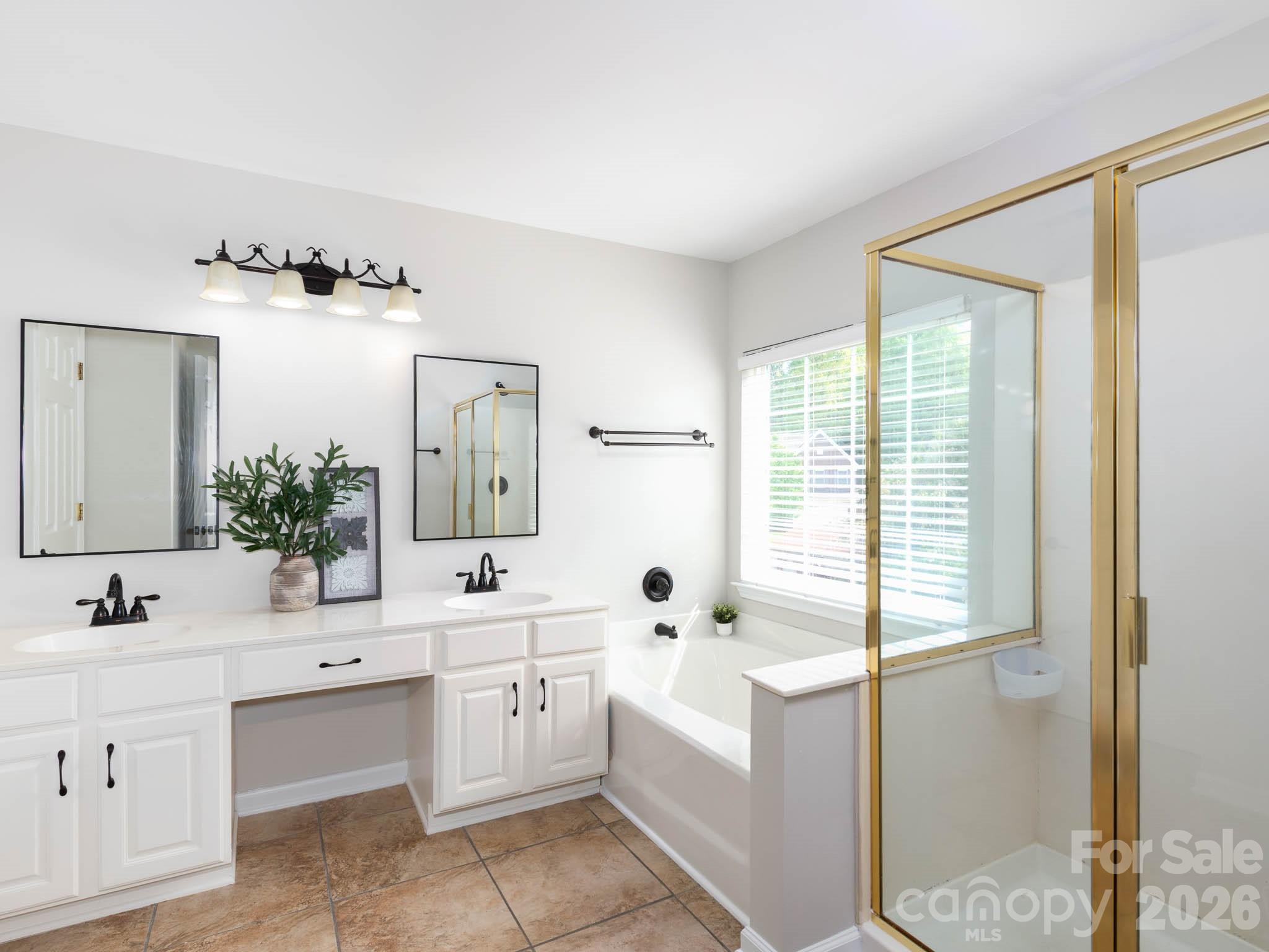 268 Glencoe Lane — Mooresville