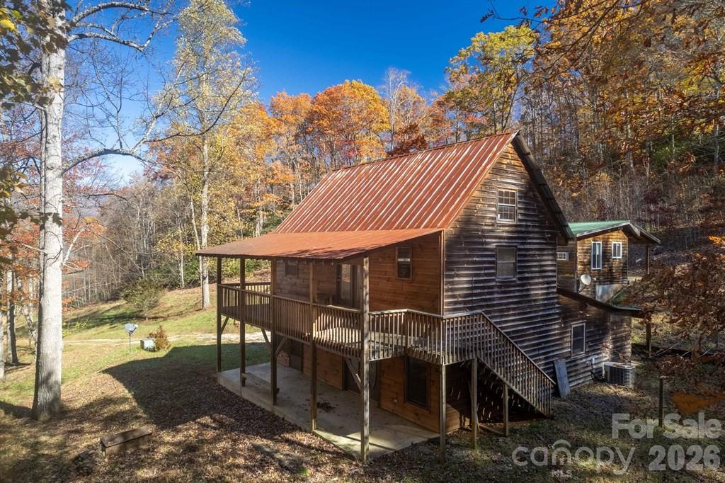 930 Copperhead Cove — Sylva