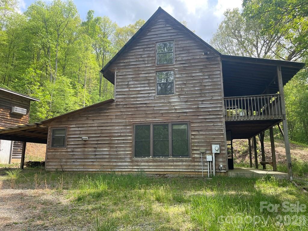 930 Copperhead Cove — Sylva