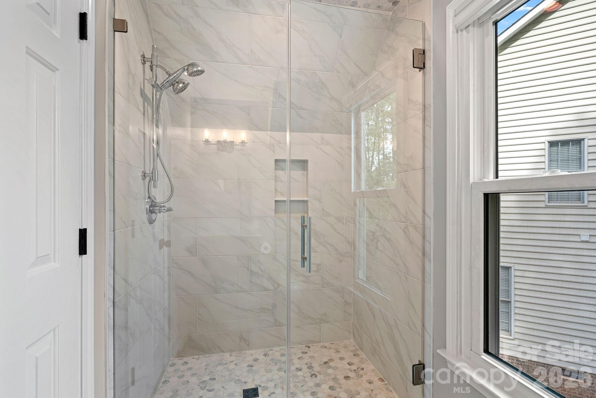 12729 Longstock Court — Huntersville