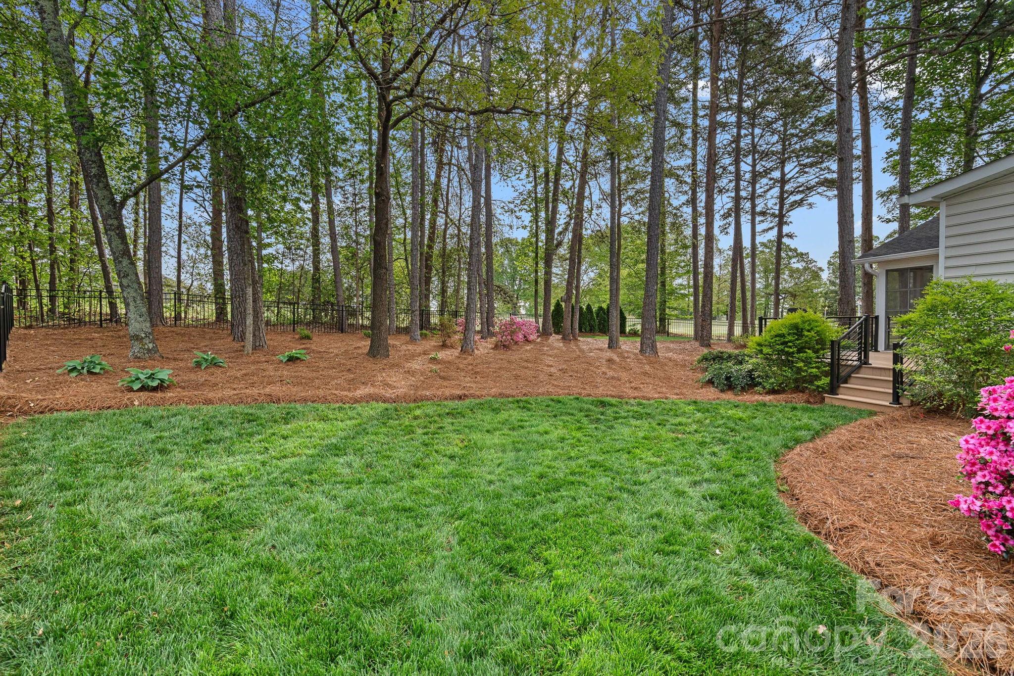 12729 Longstock Court — Huntersville