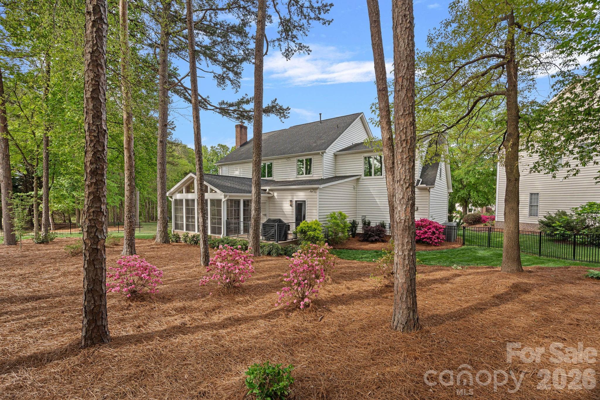 12729 Longstock Court — Huntersville