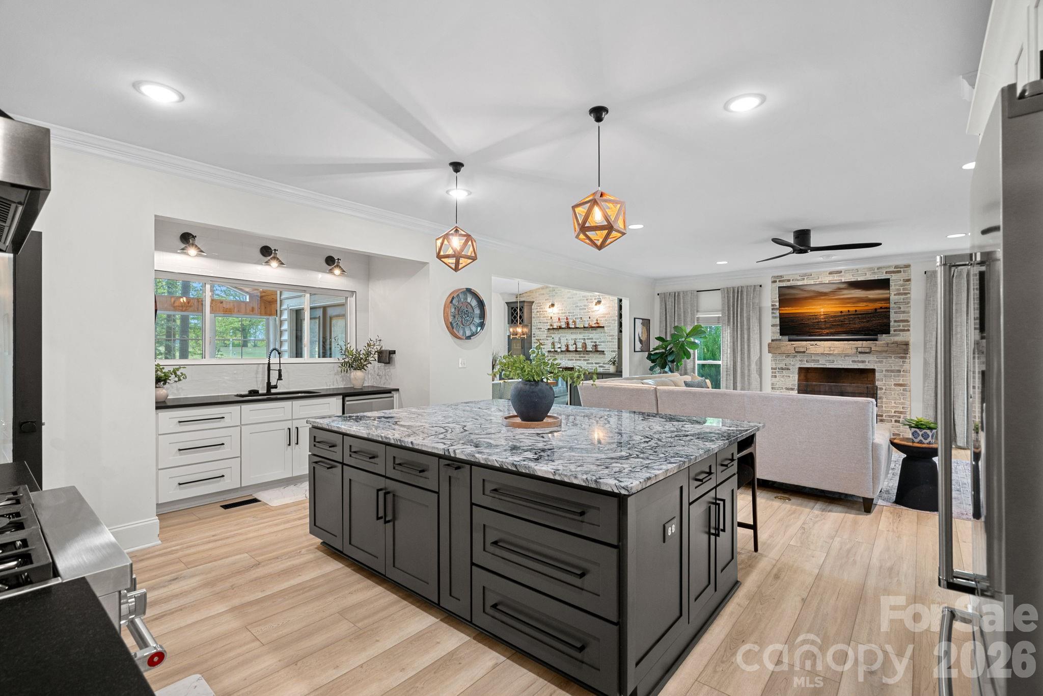 12729 Longstock Court — Huntersville