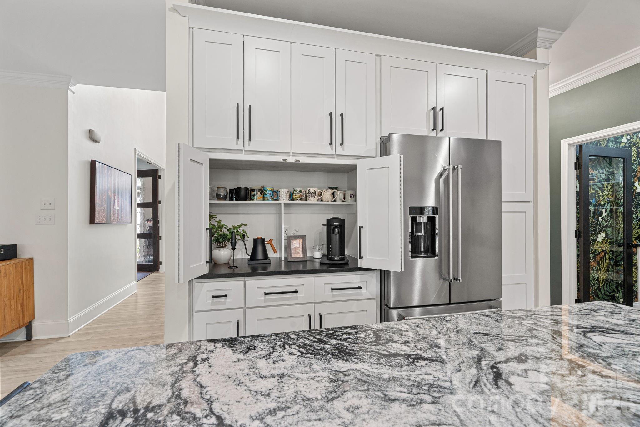 12729 Longstock Court — Huntersville