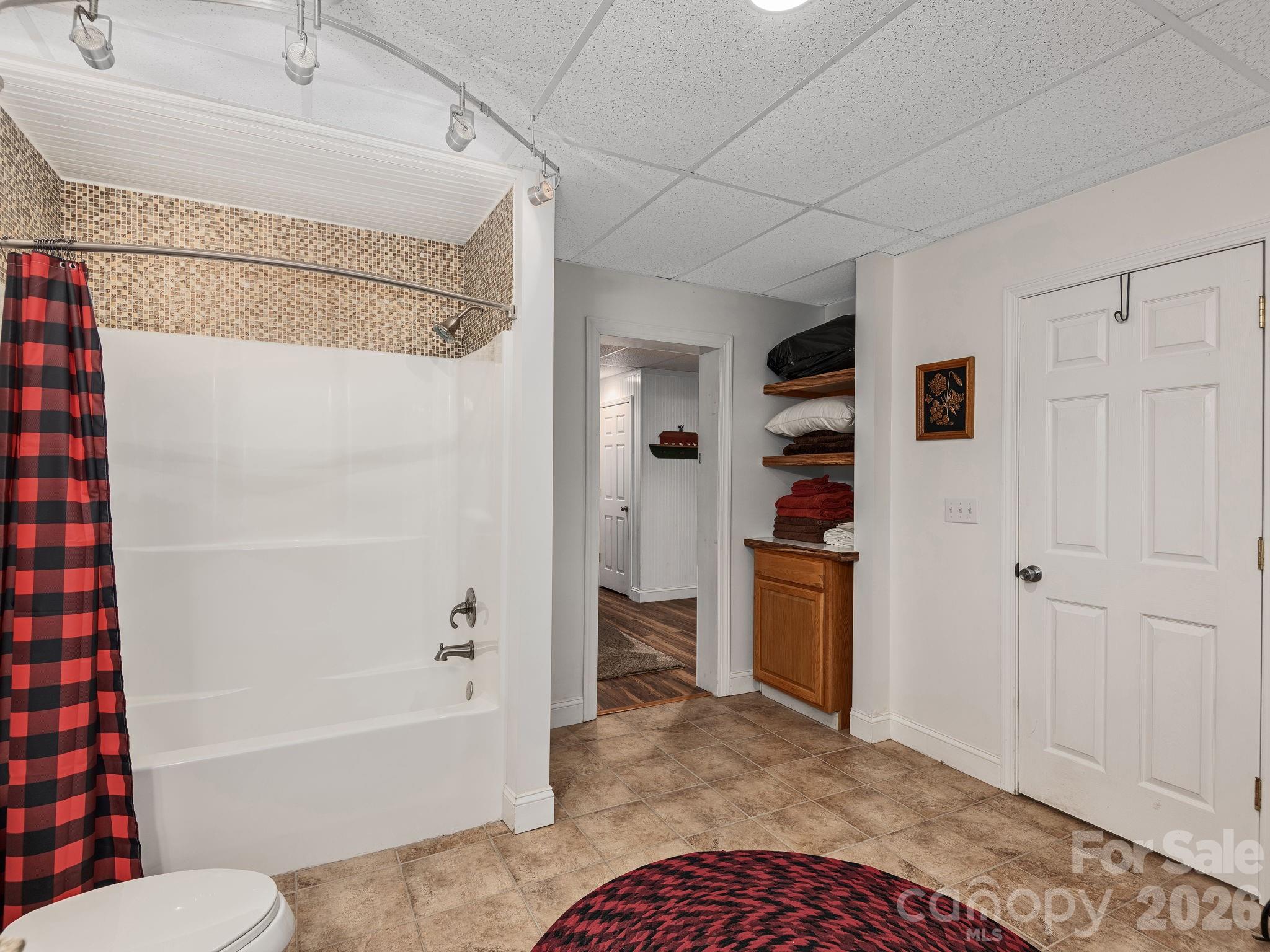 420 Chimney Rock Drive — Weaverville