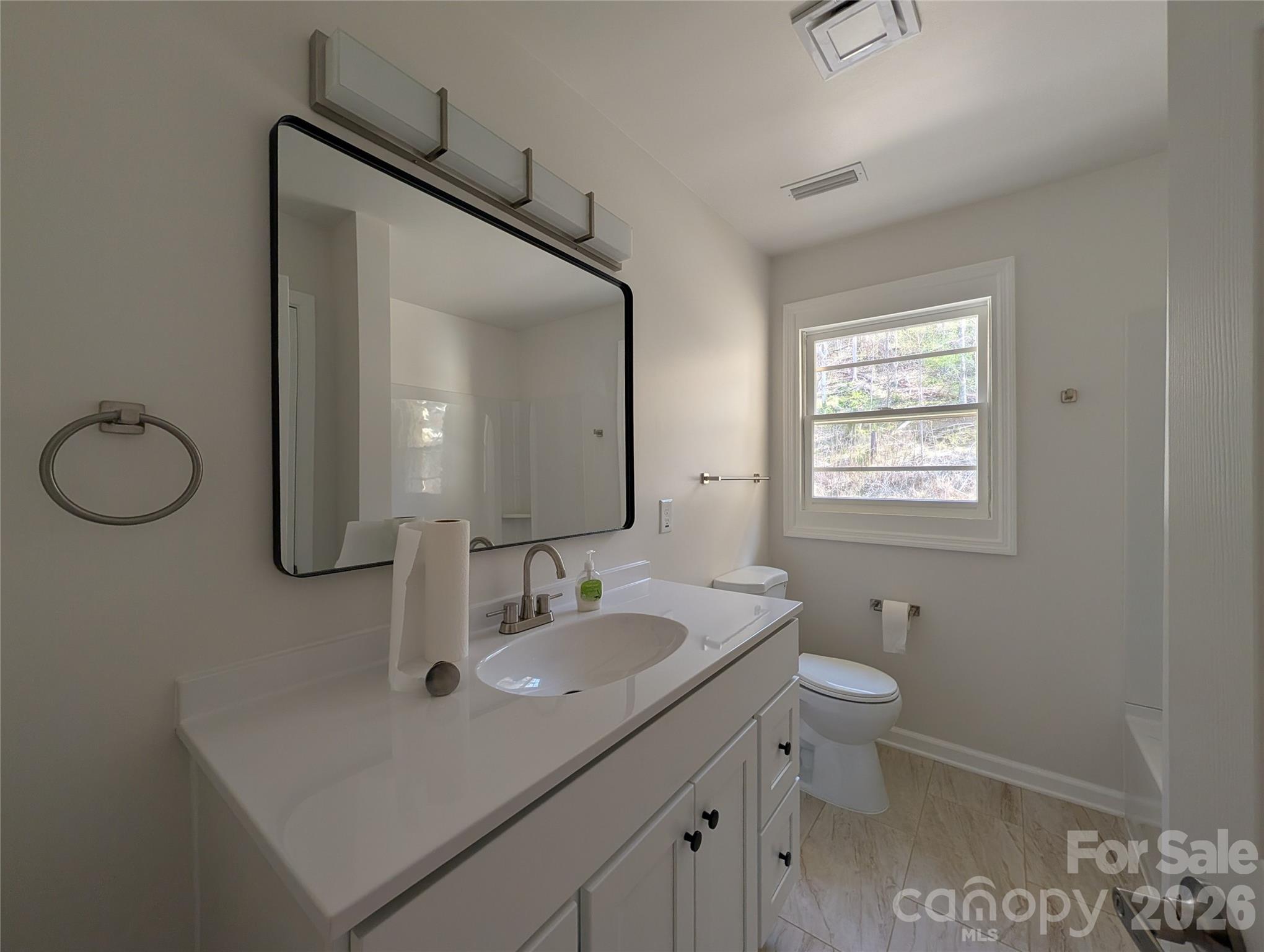 945 Summers Road — Valdese