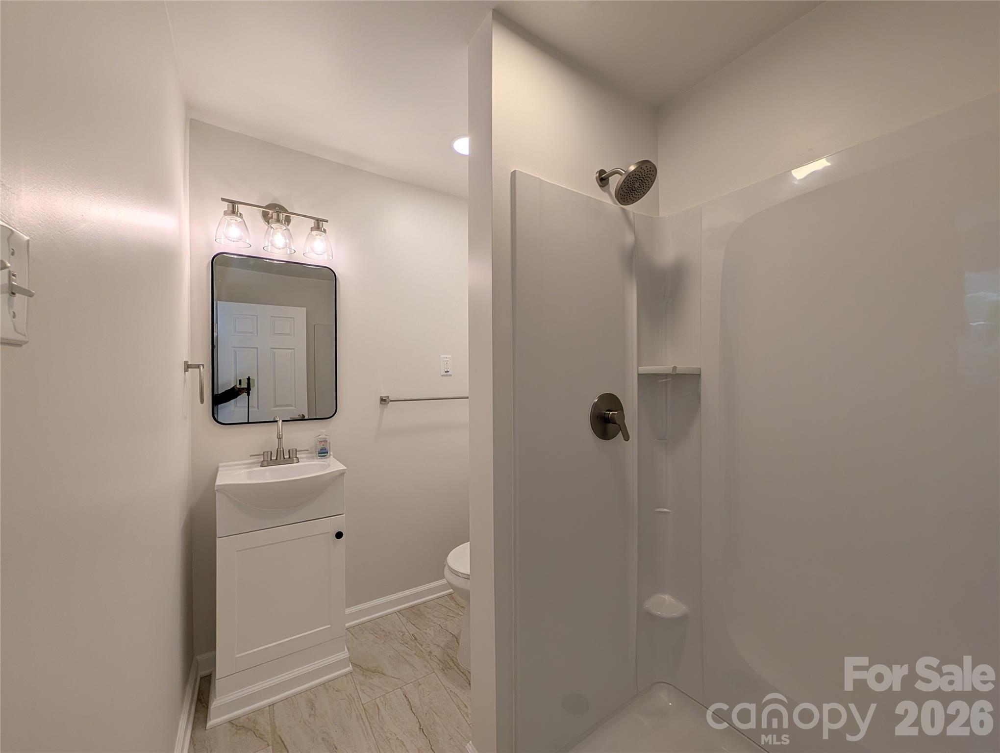 945 Summers Road — Valdese