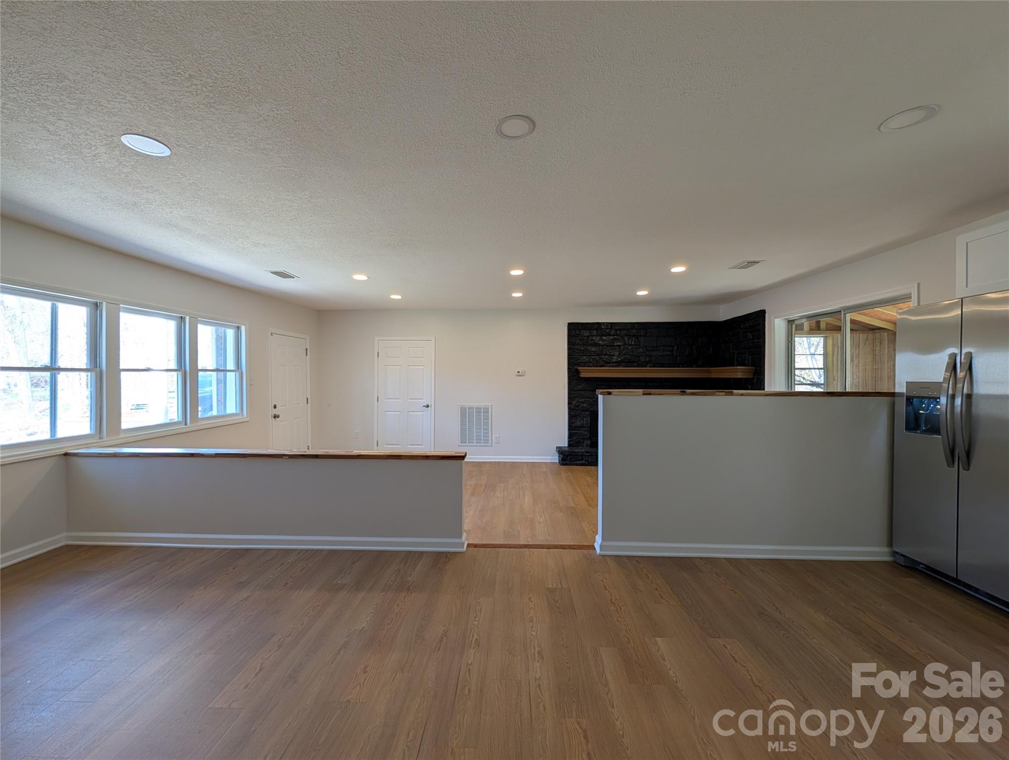 945 Summers Road — Valdese