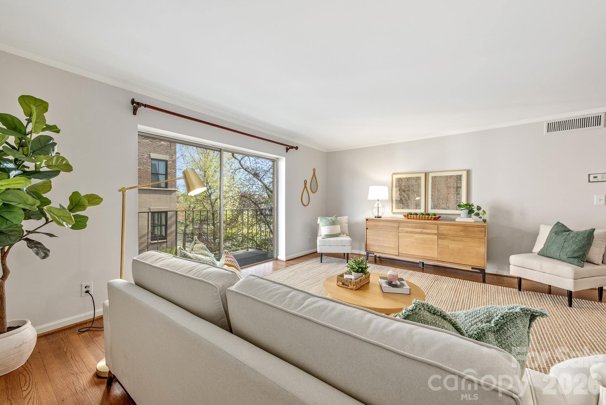 1323 Queens Road #321 — Charlotte