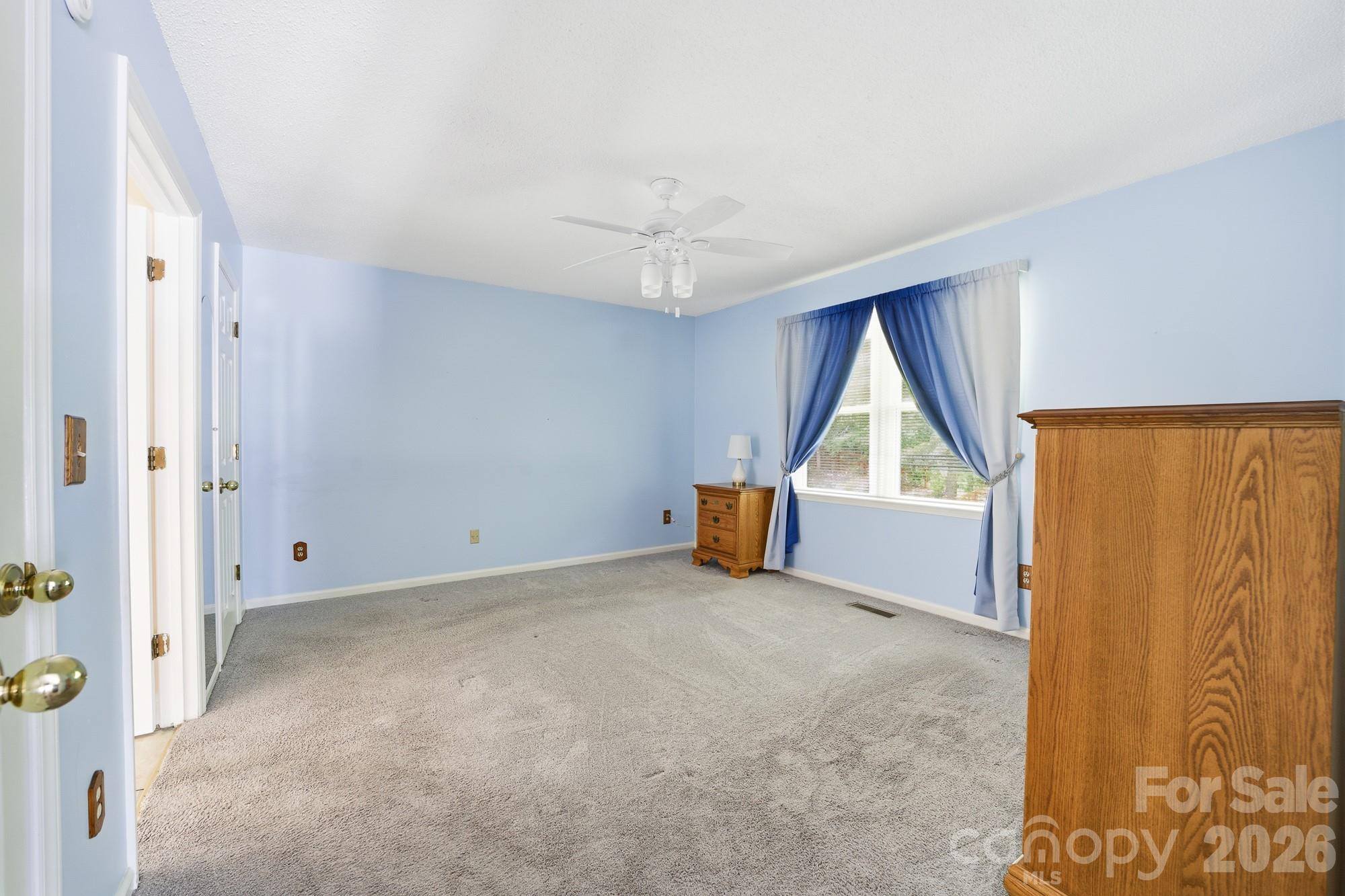 810 Balsam Terrace — Charlotte