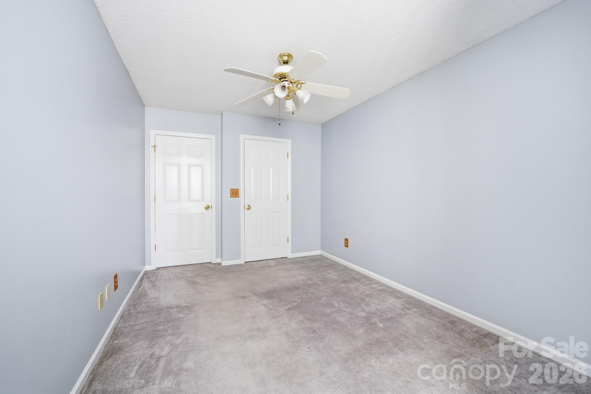 810 Balsam Terrace — Charlotte