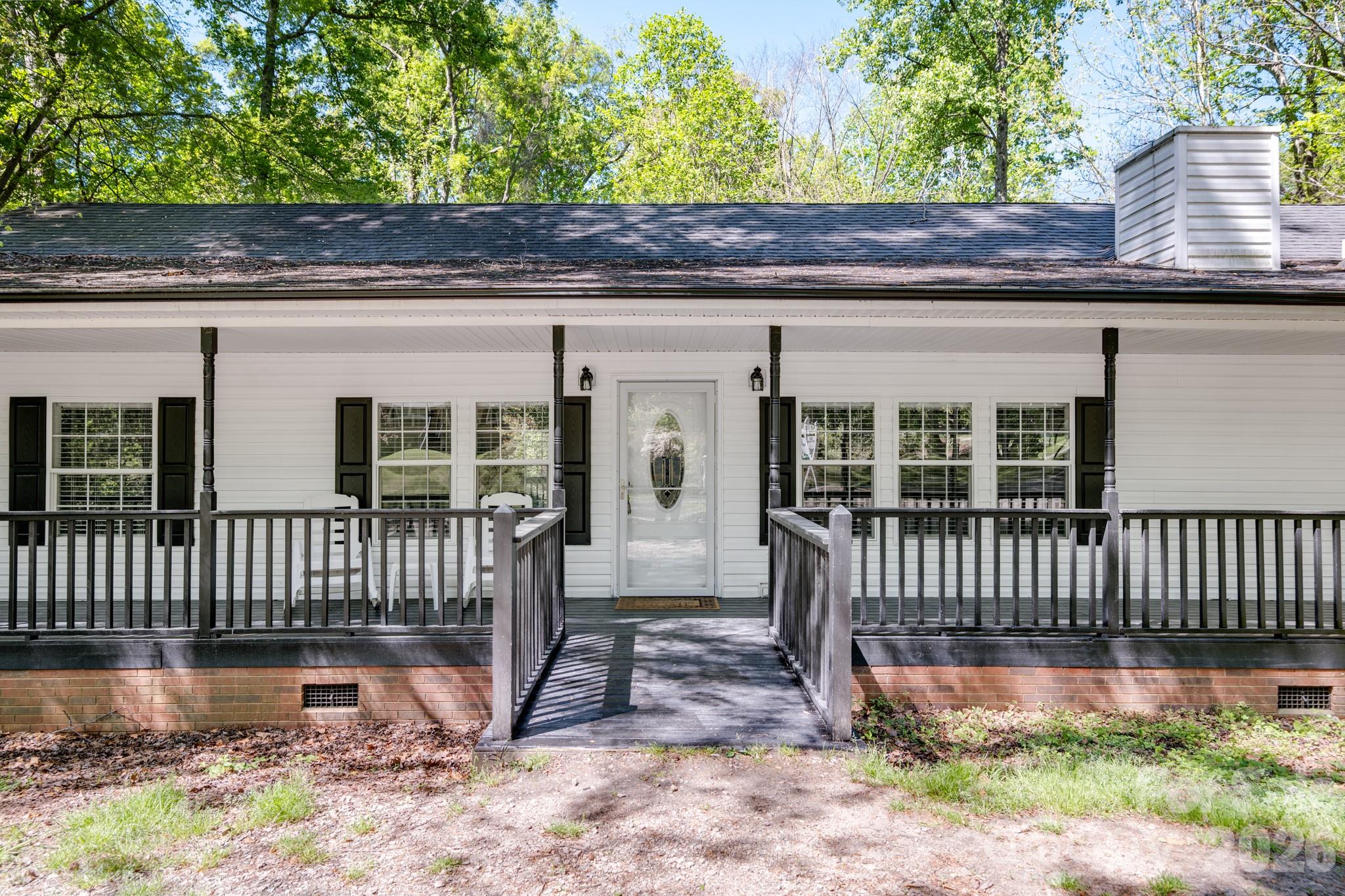 116 Springdale Drive — York