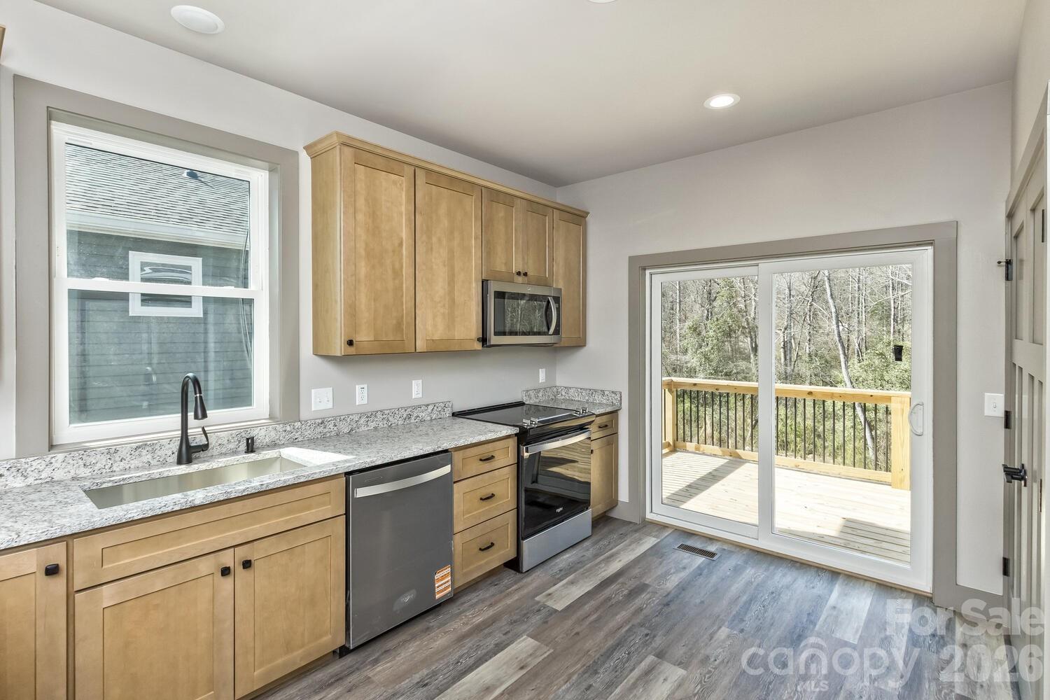 231 EDGEWOOD Road S #5 — Asheville