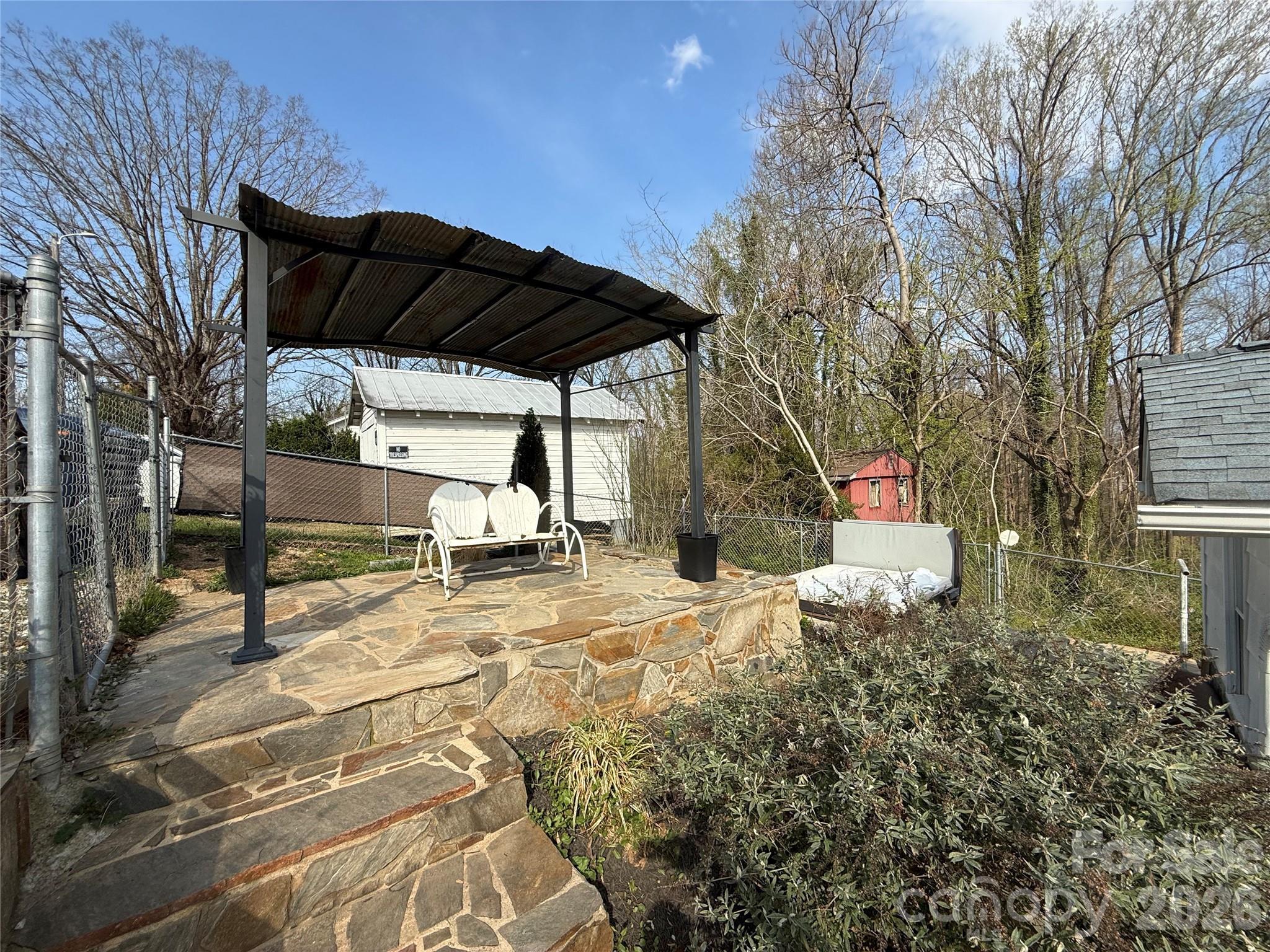 119 Seagle Street — Marion