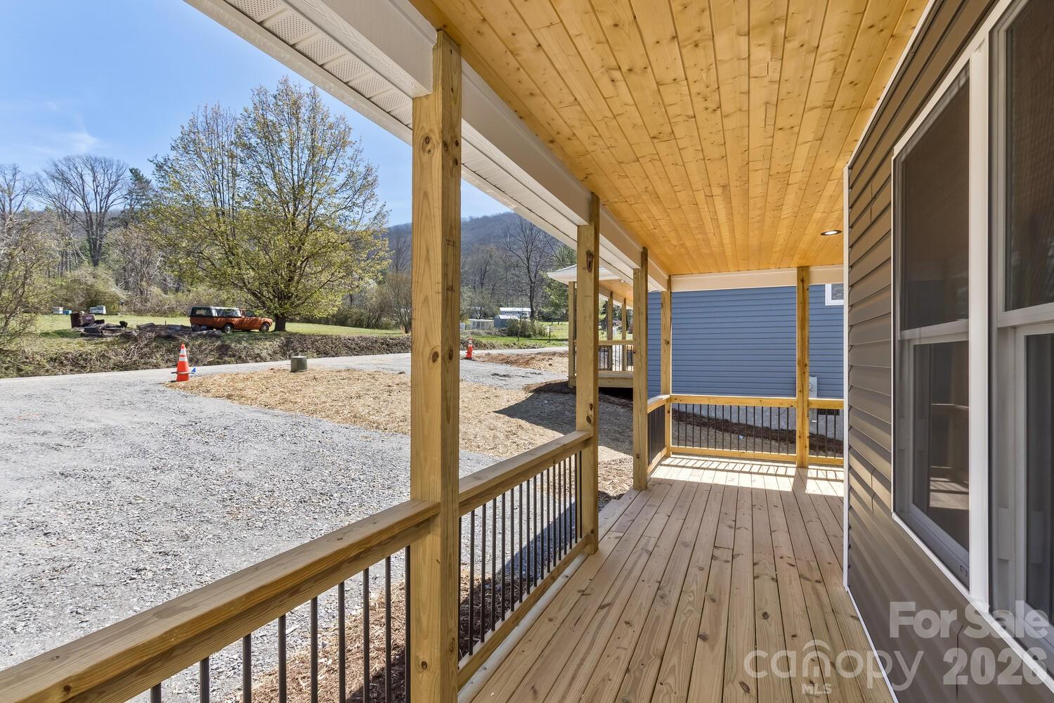 233 EDGEWOOD Road S — Asheville