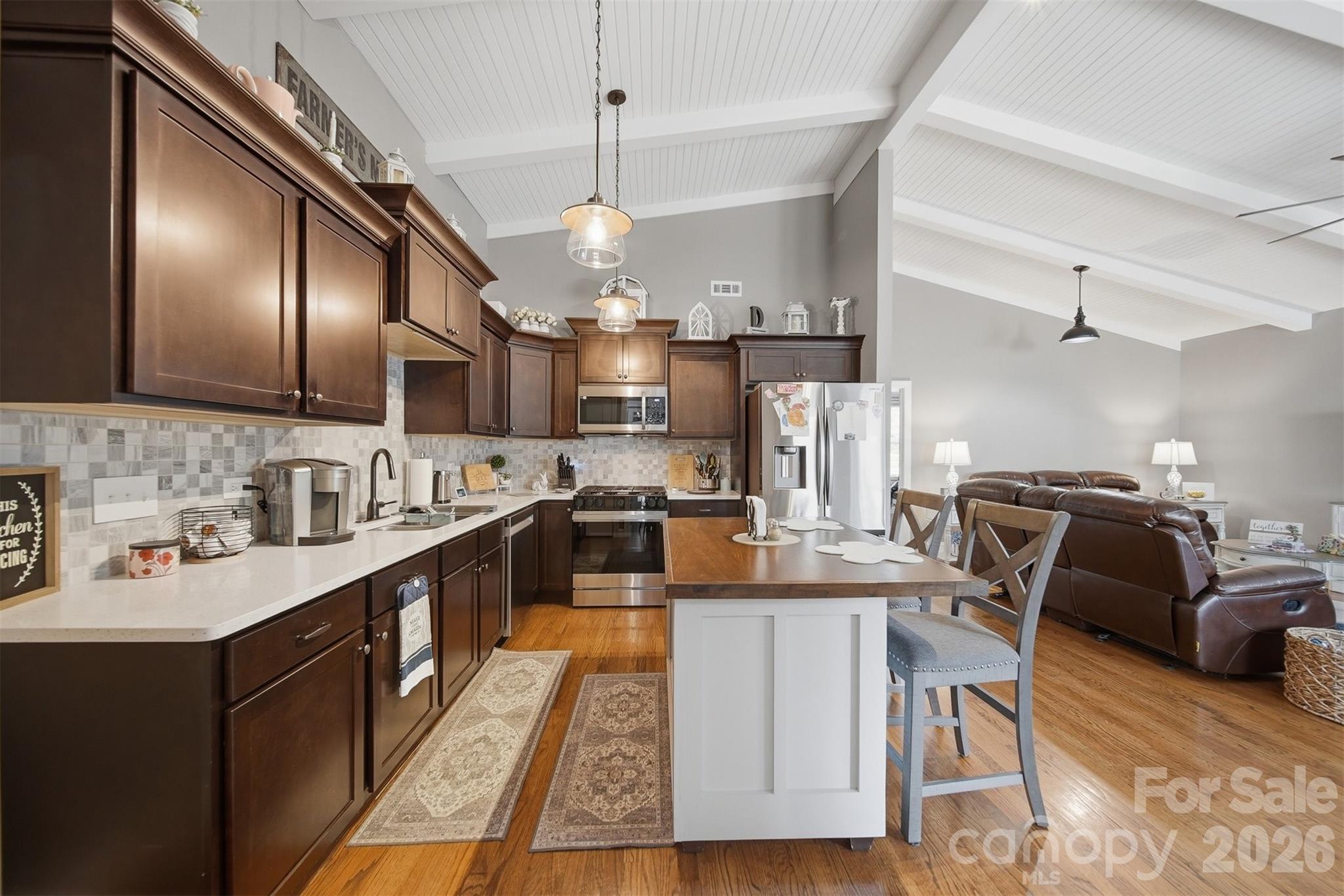 1300 Laurel Street NE — Valdese