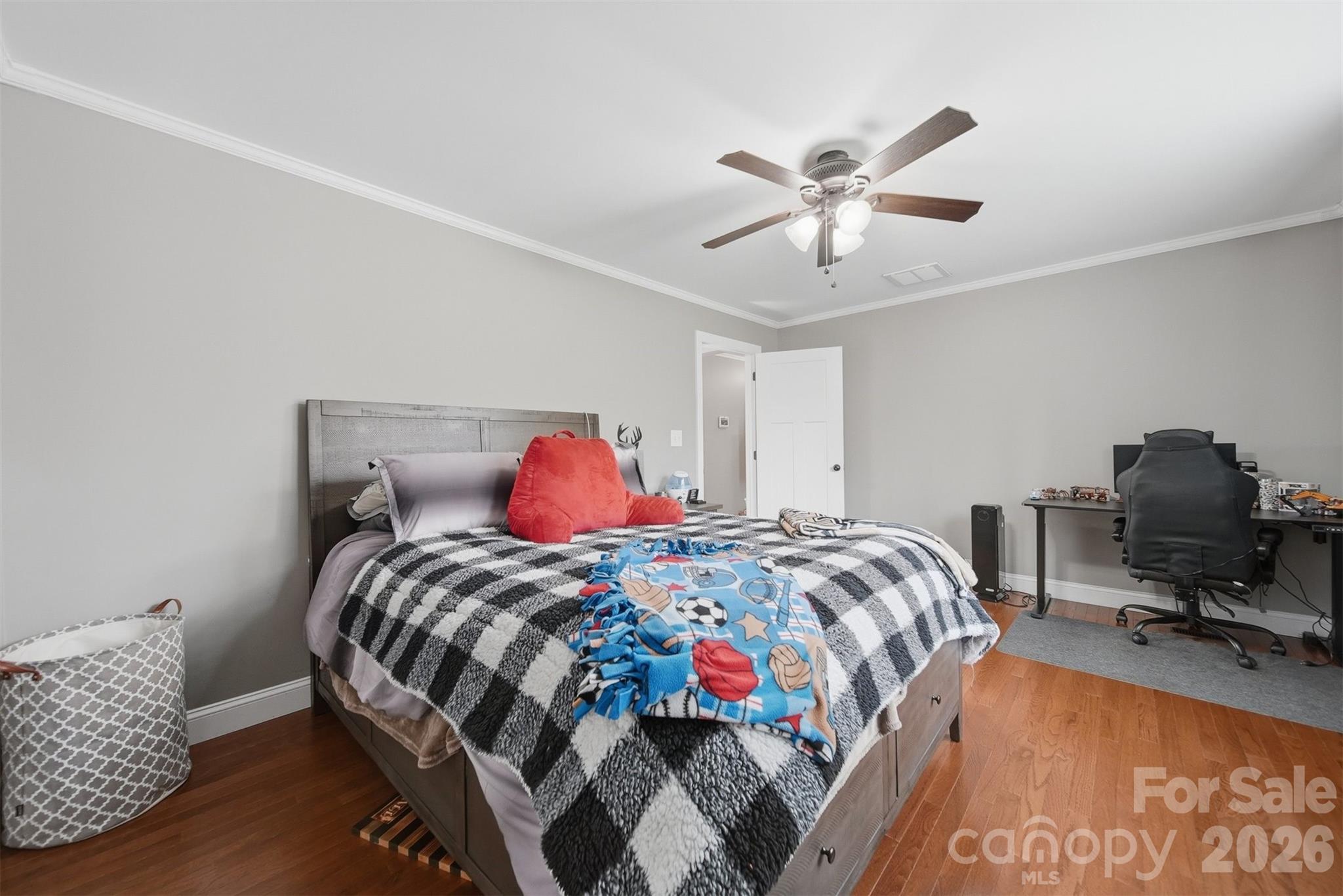1300 Laurel Street NE — Valdese