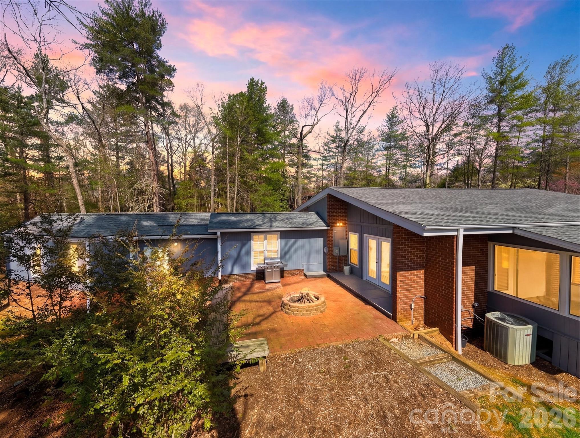 1300 Laurel Street NE — Valdese