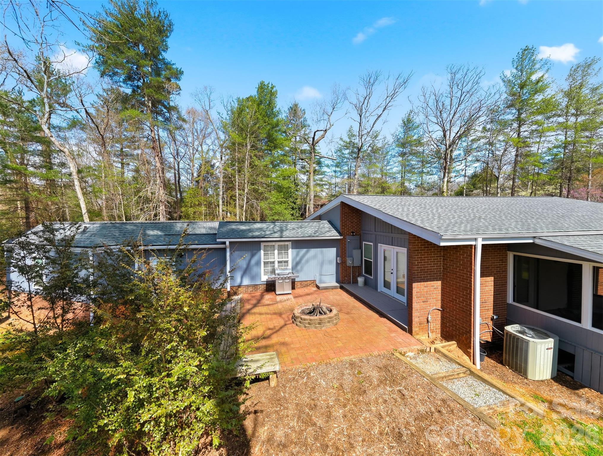 1300 Laurel Street NE — Valdese