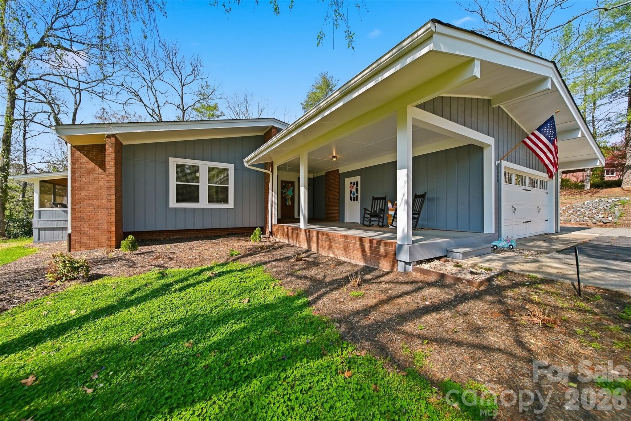 1300 Laurel Street NE — Valdese