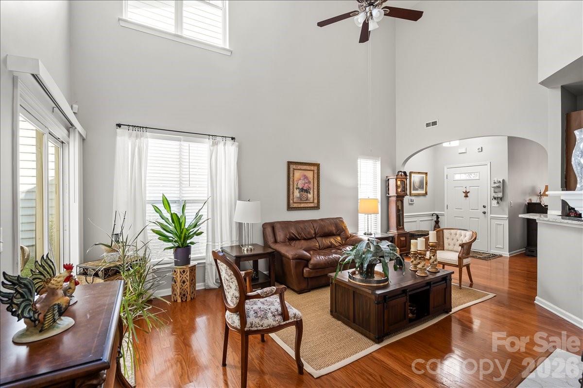 1024 Kensrowe Lane — Matthews