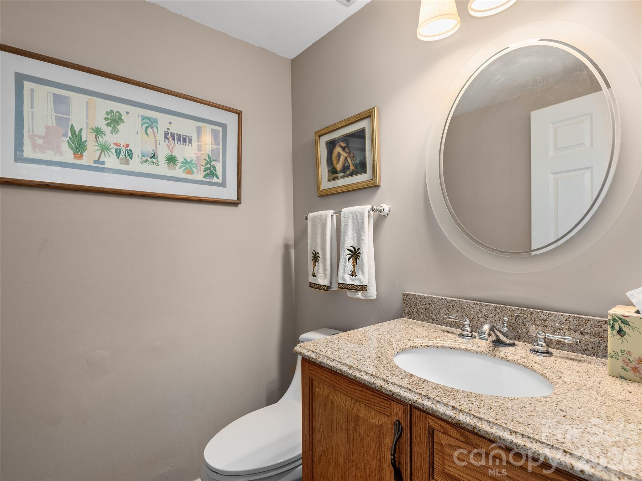 142 Twin Lakes Drive — Candler