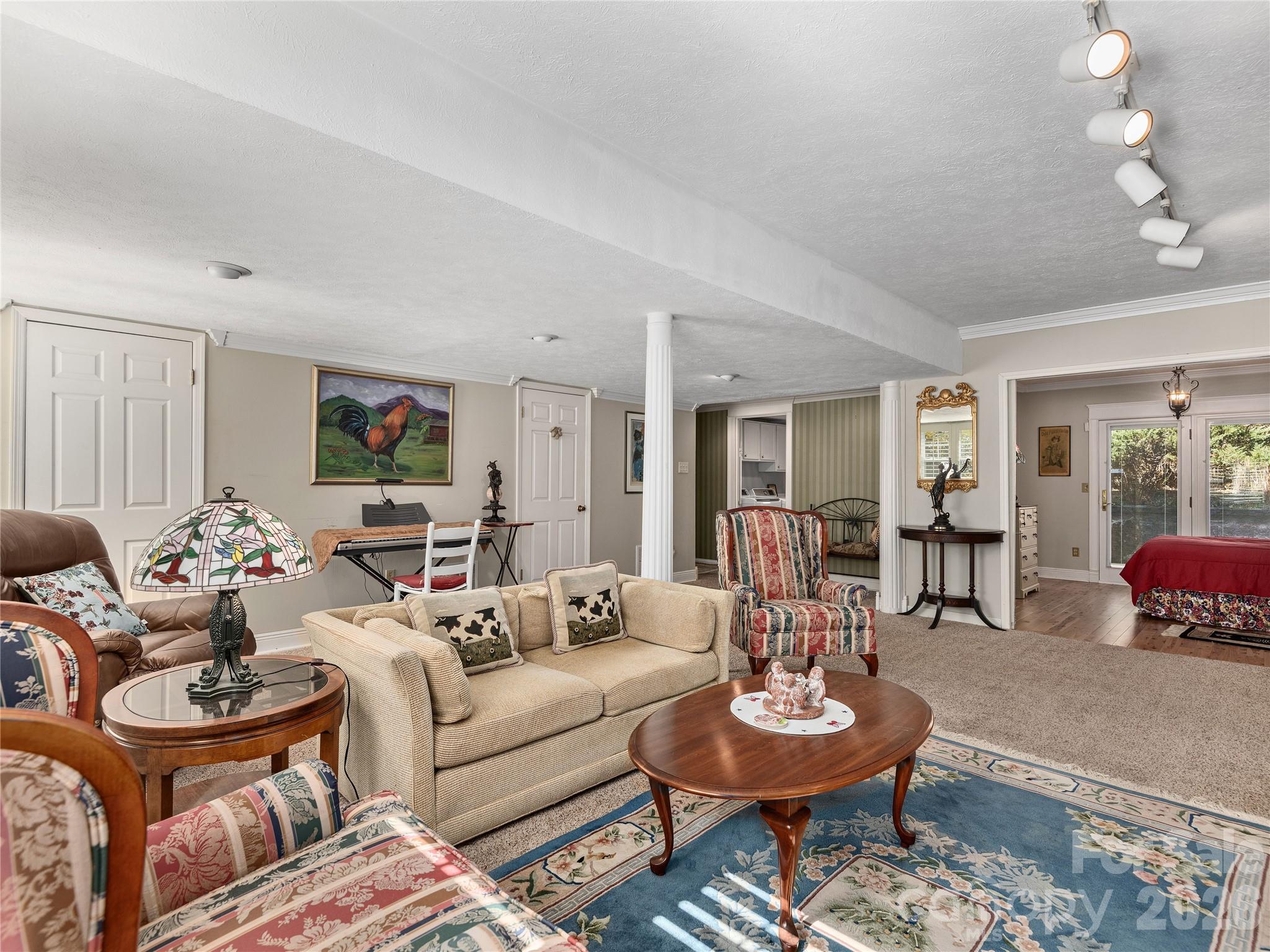 142 Twin Lakes Drive — Candler