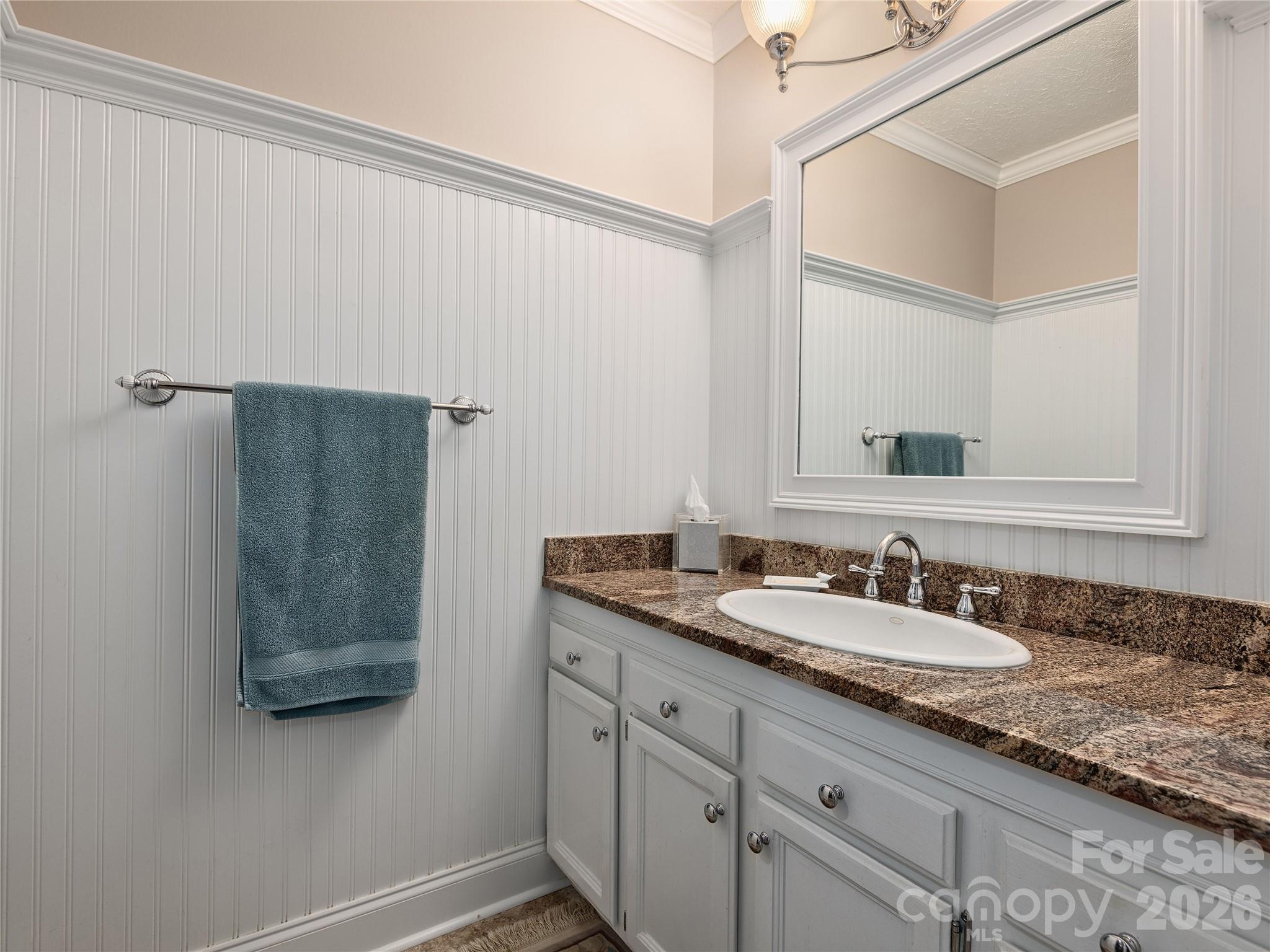 142 Twin Lakes Drive — Candler