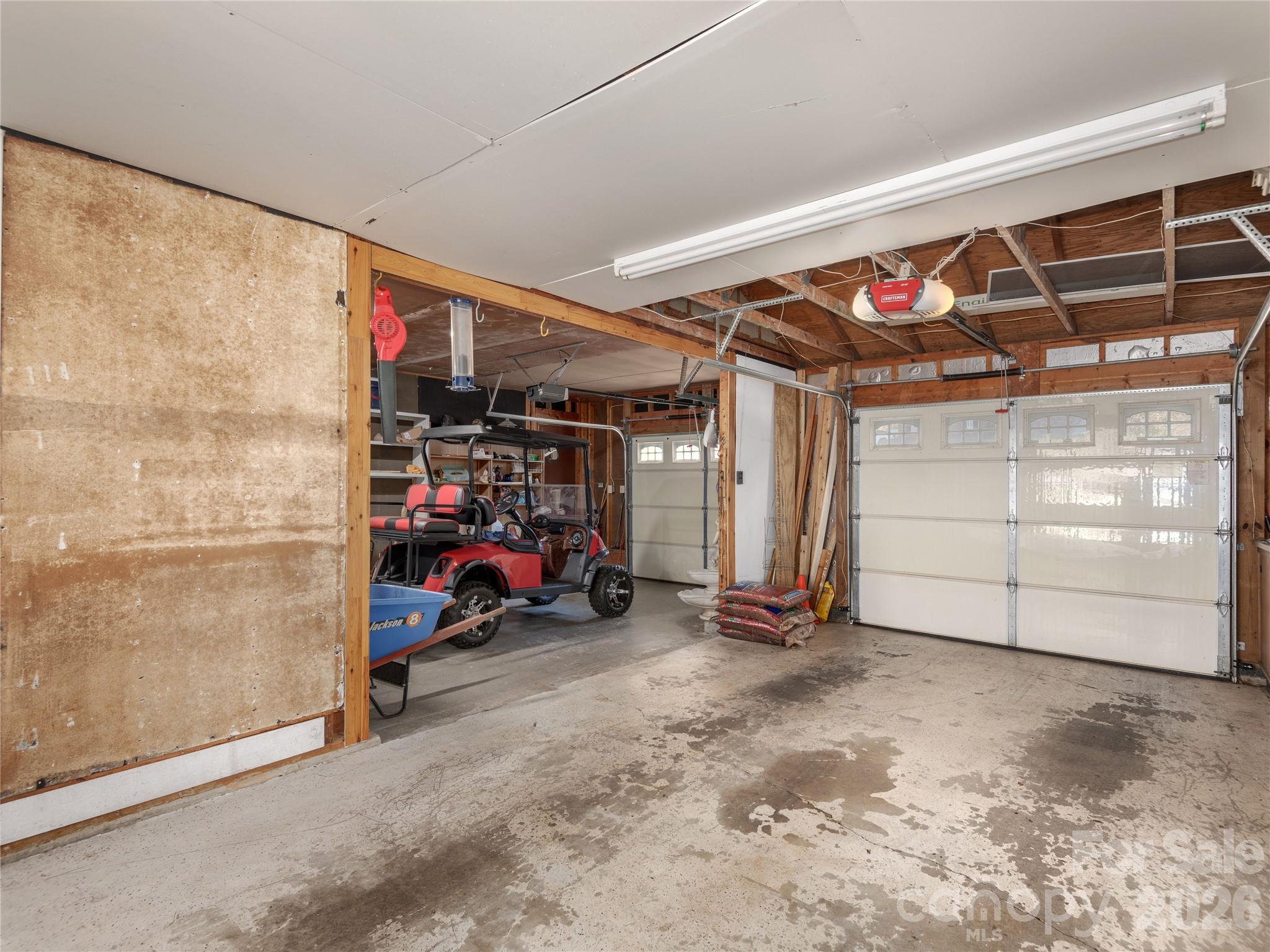 142 Twin Lakes Drive — Candler