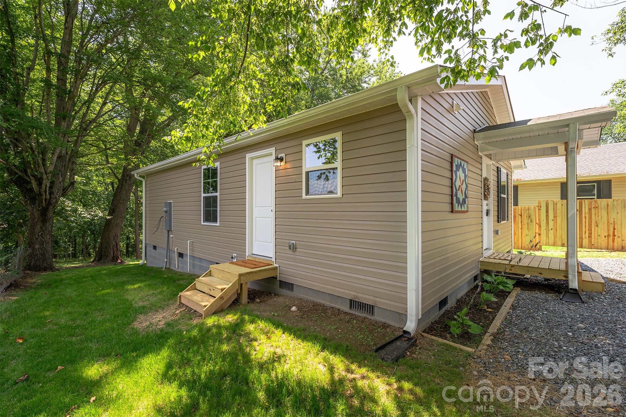 27 Forest Park Road — Marion